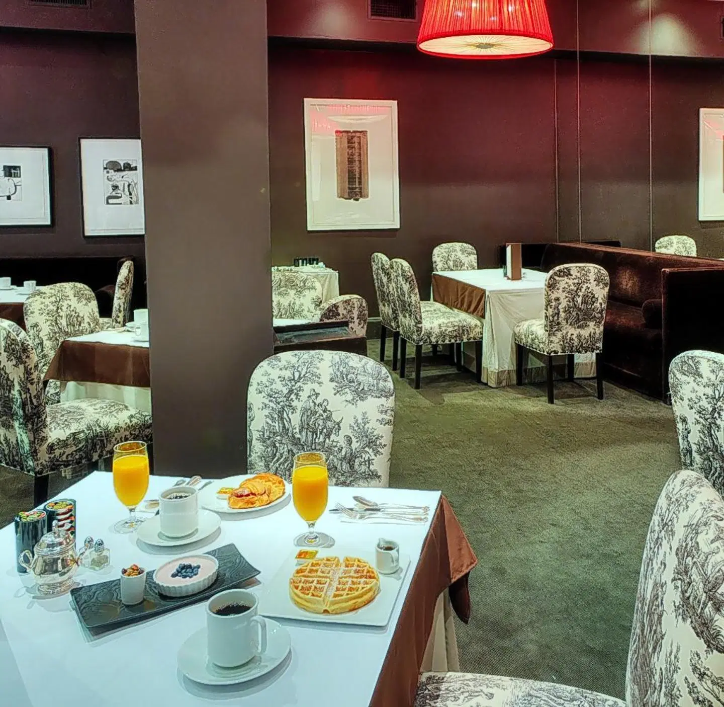 Executive Hotel Vintage Court Restaurant