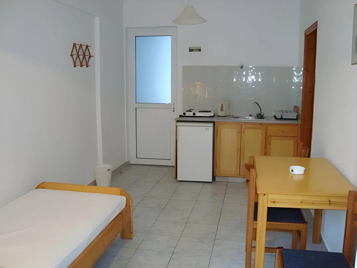 Yiannis Yard Studios & Apartments ROOM_EXAMPLE