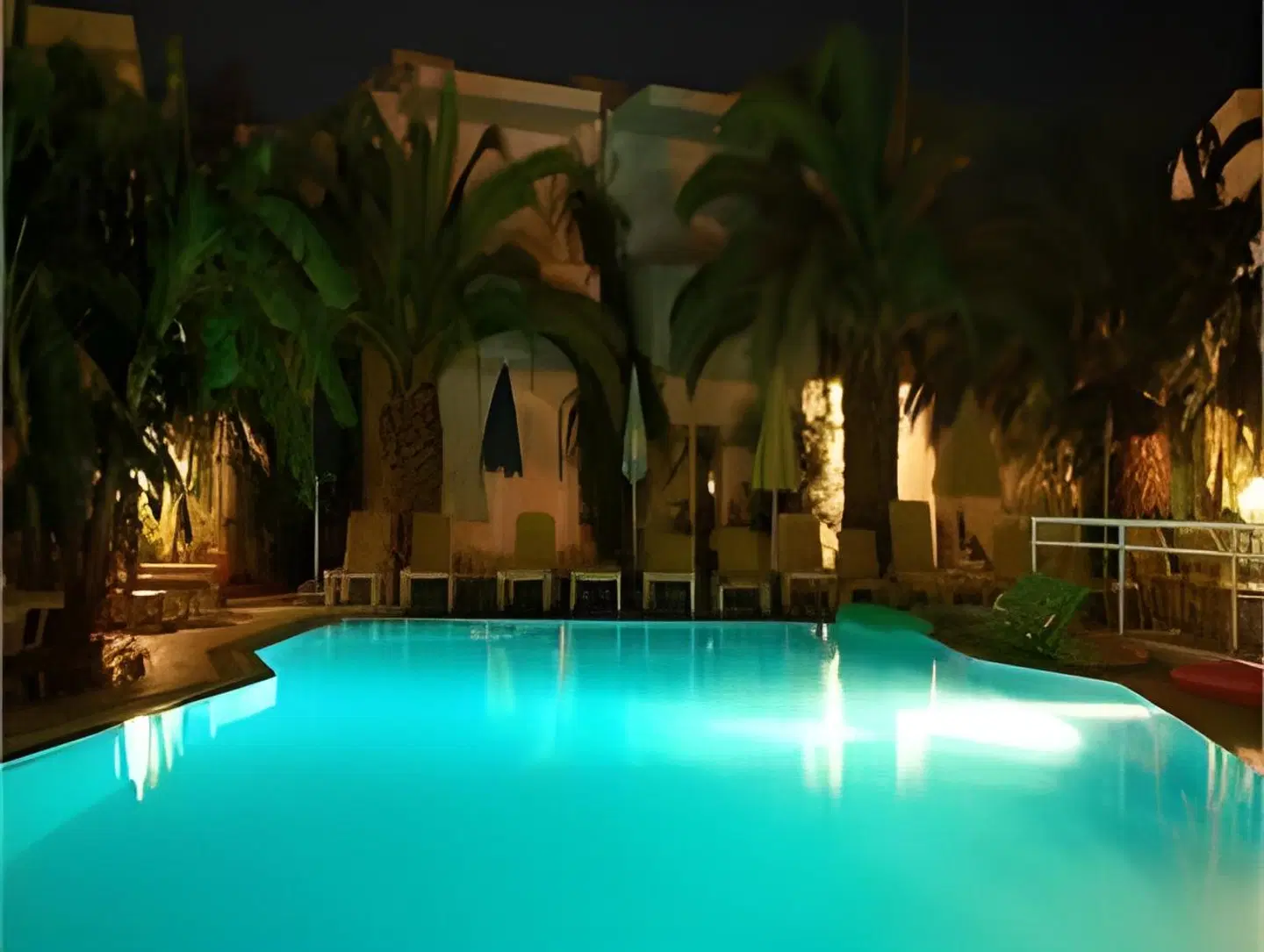 Yiannis Yard Studios & Apartments OUTDOOR_POOL