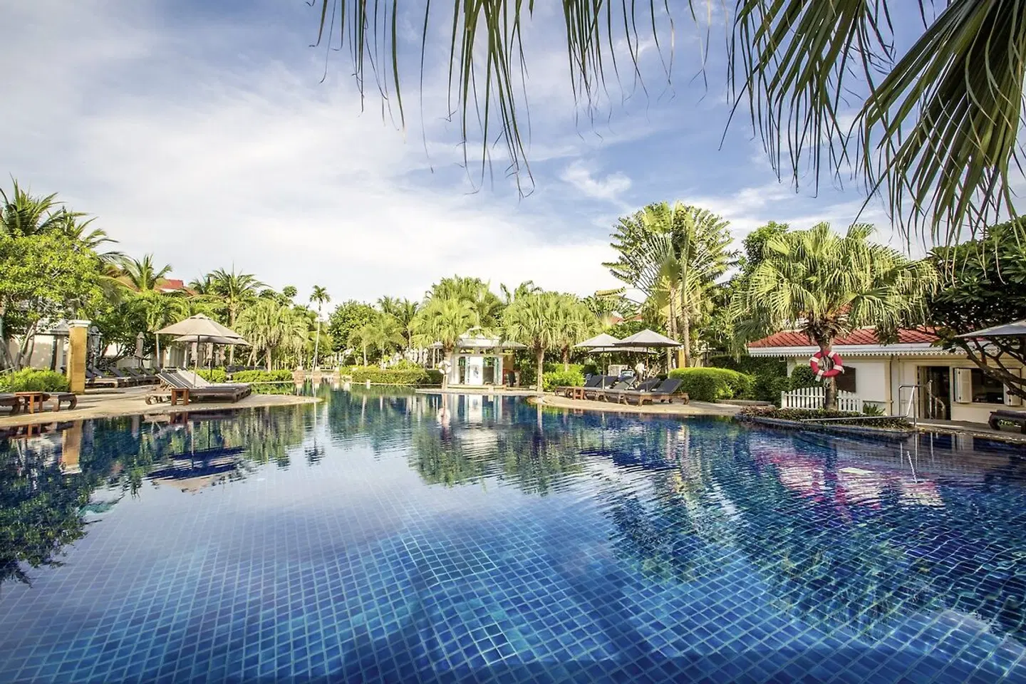 Wora Bura Hua Hin Resort & Spa OUTDOOR_POOL