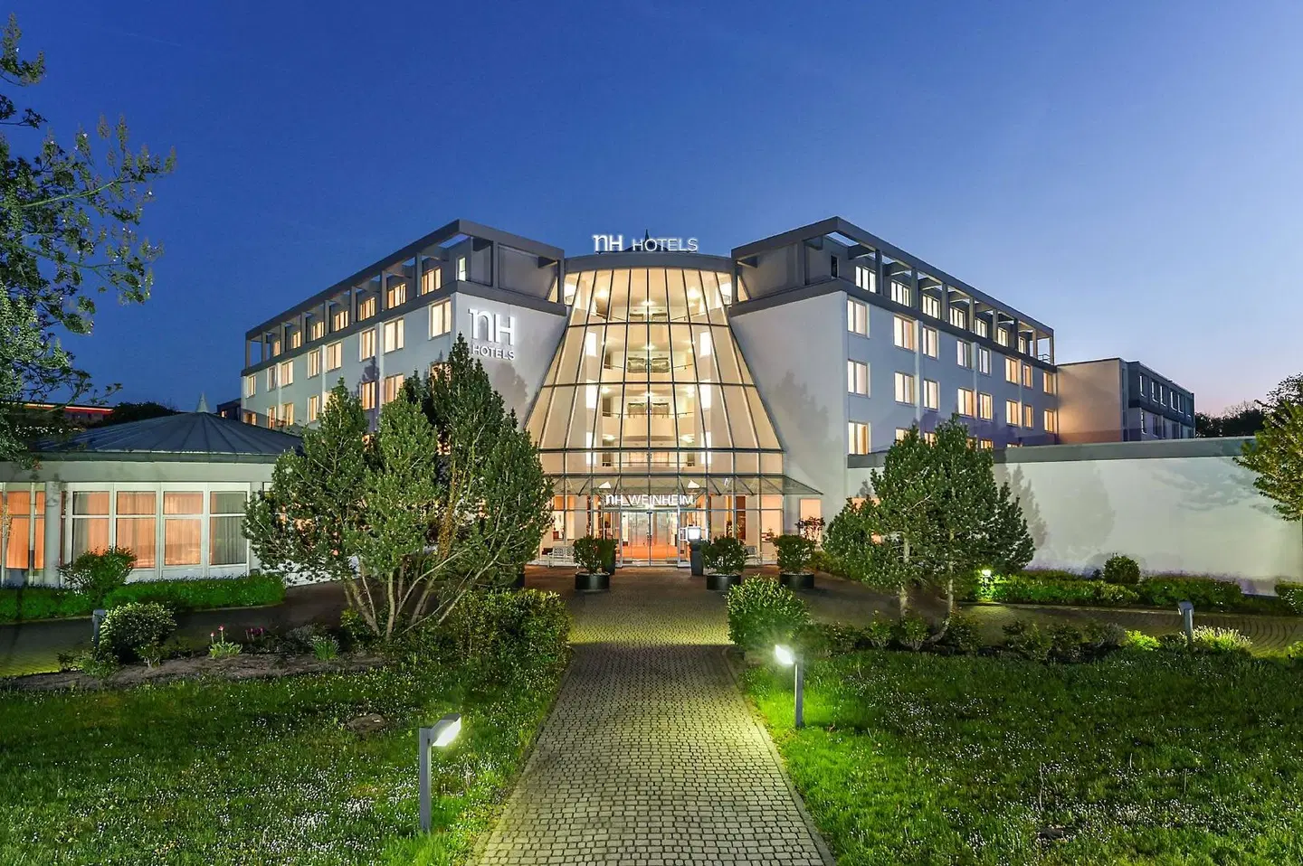 NH Weinheim EXTERIOR
