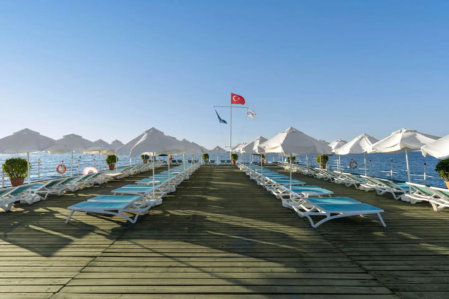 Limak Limra Hotel & Resort BEACH