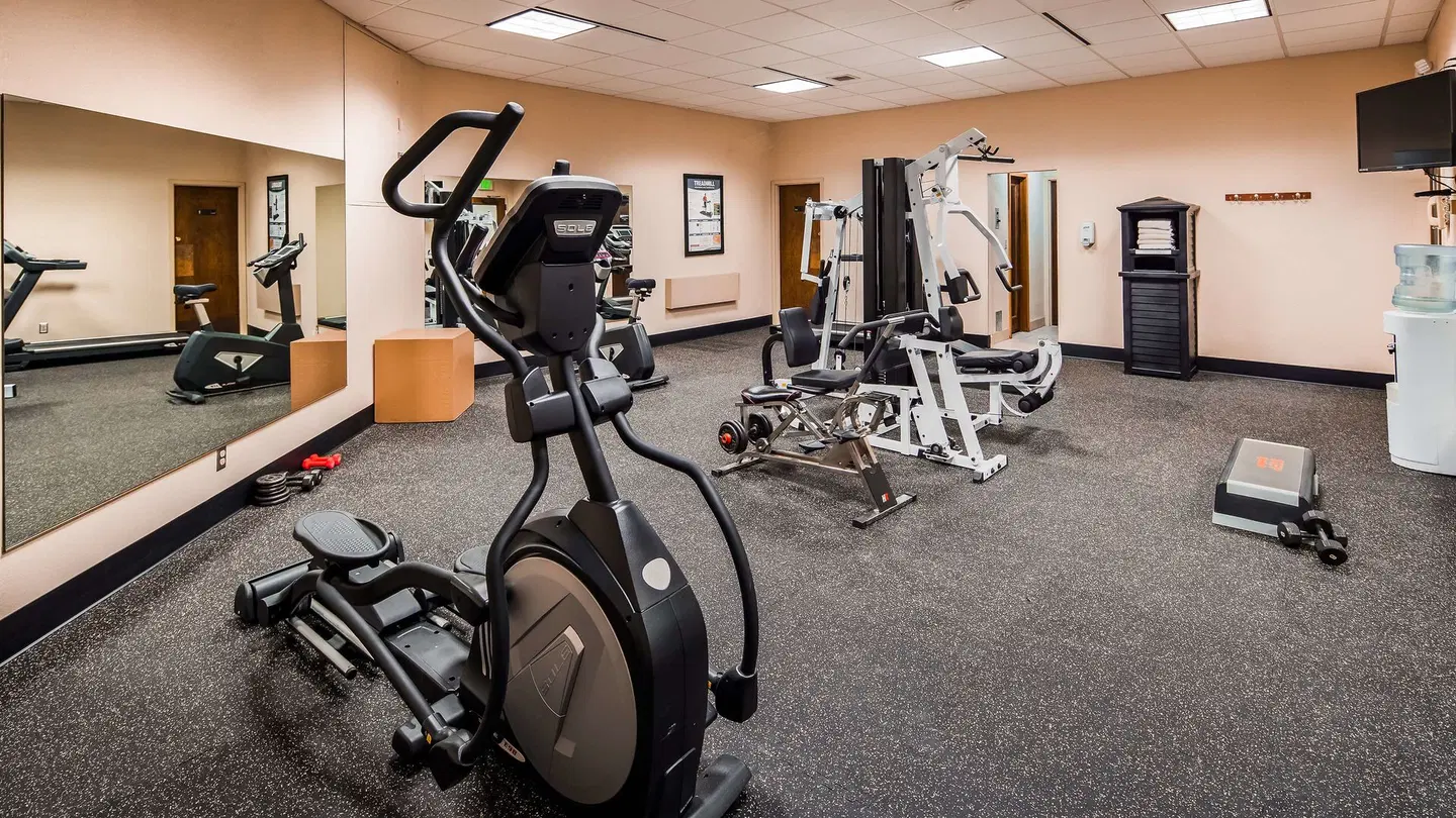 Best Western Lake Lucille Inn SPORTS_AND_LEISURE