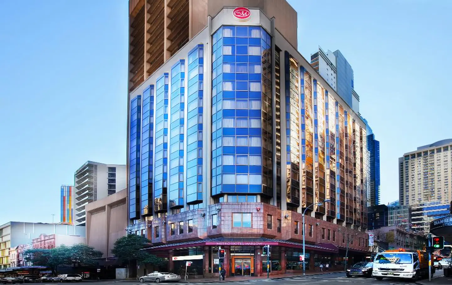 Metro Hotel Sydney Central EXTERIOR