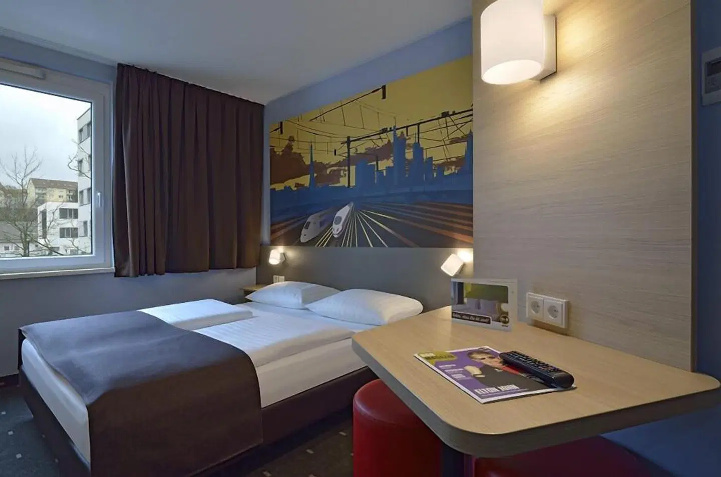 B&B Saarbrücken Hauptbahnhof ROOM_EXAMPLE