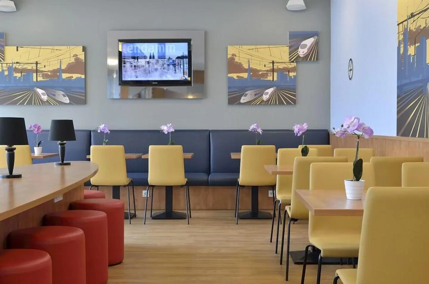 B&B Saarbrücken Hauptbahnhof Bar