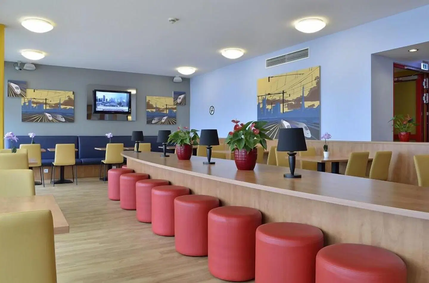 B&B Saarbrücken Hauptbahnhof Bar