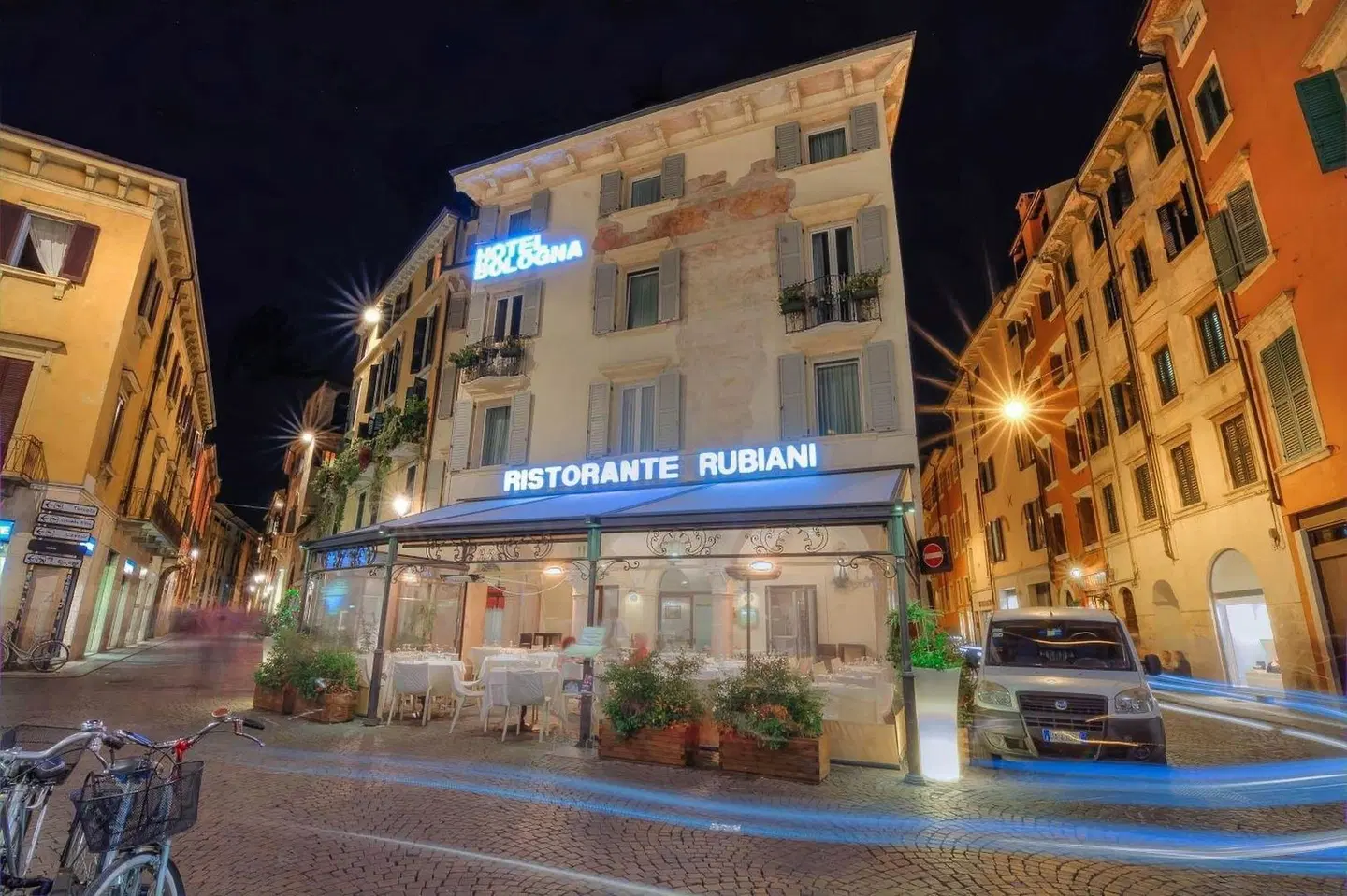 Bologna EXTERIOR