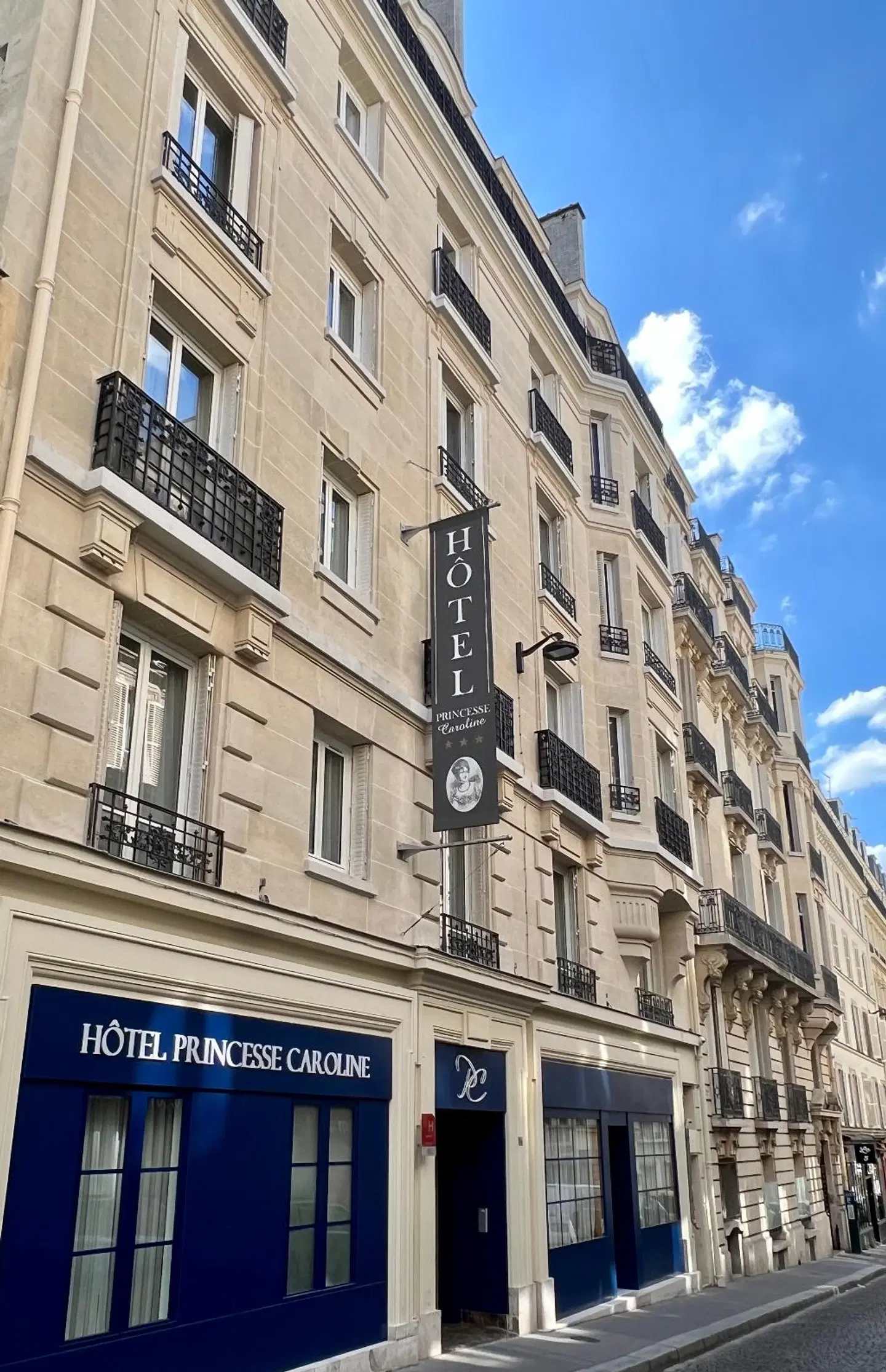 Princesse Caroline EXTERIOR