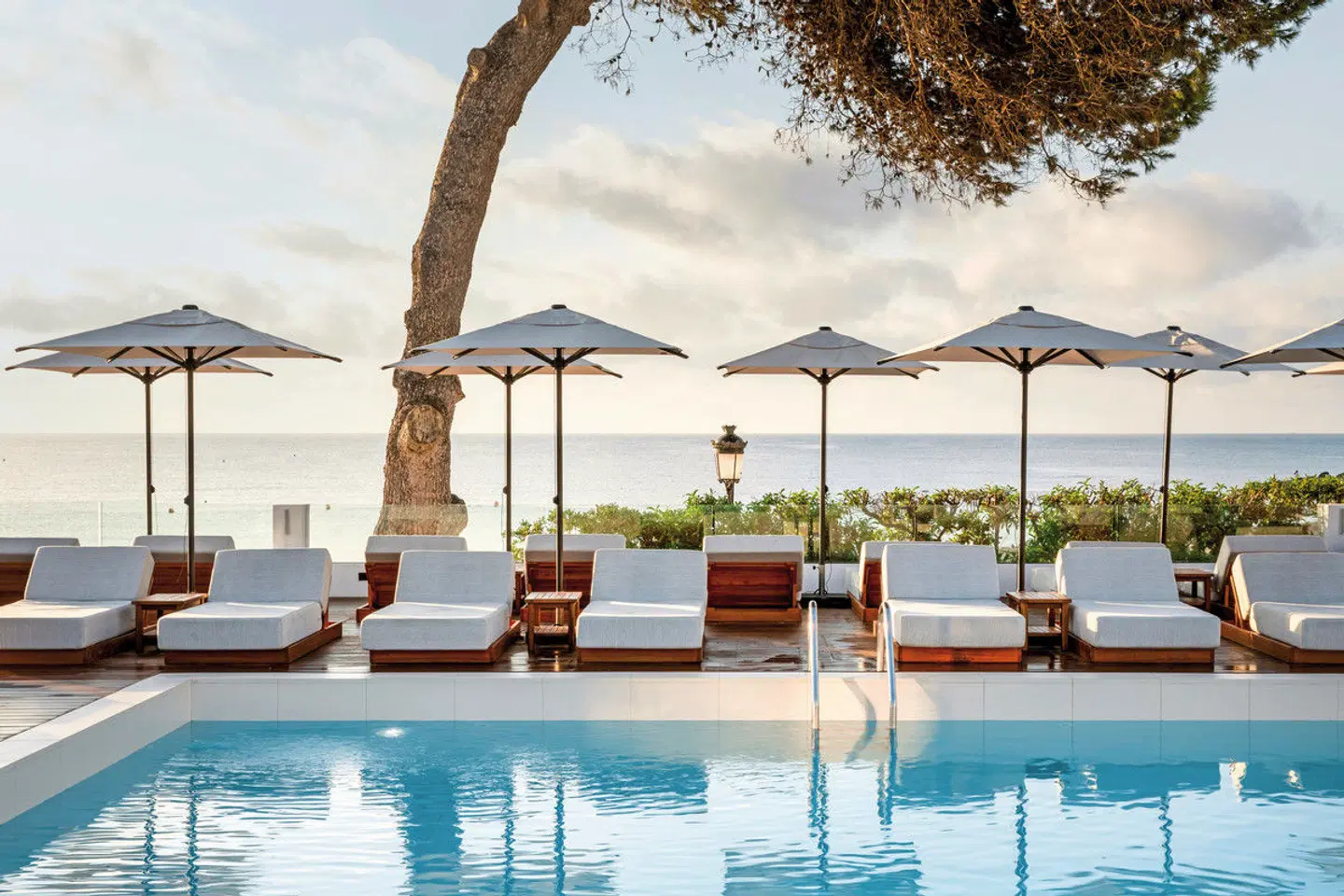 Riomar Ibiza, a Tribute Portfolio Hotel by Marriott OUTDOOR_POOL