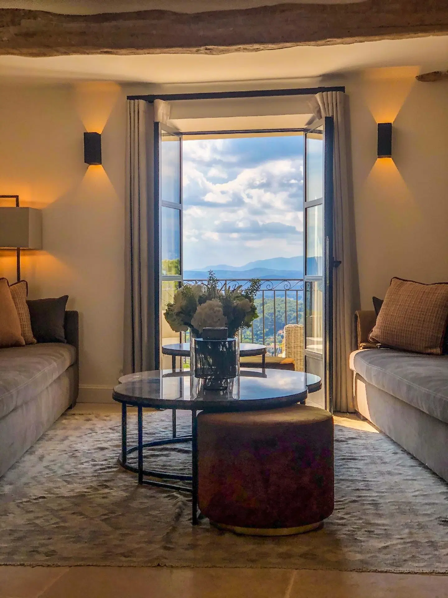 Mougins Luxury Retreats ROOM_EXAMPLE