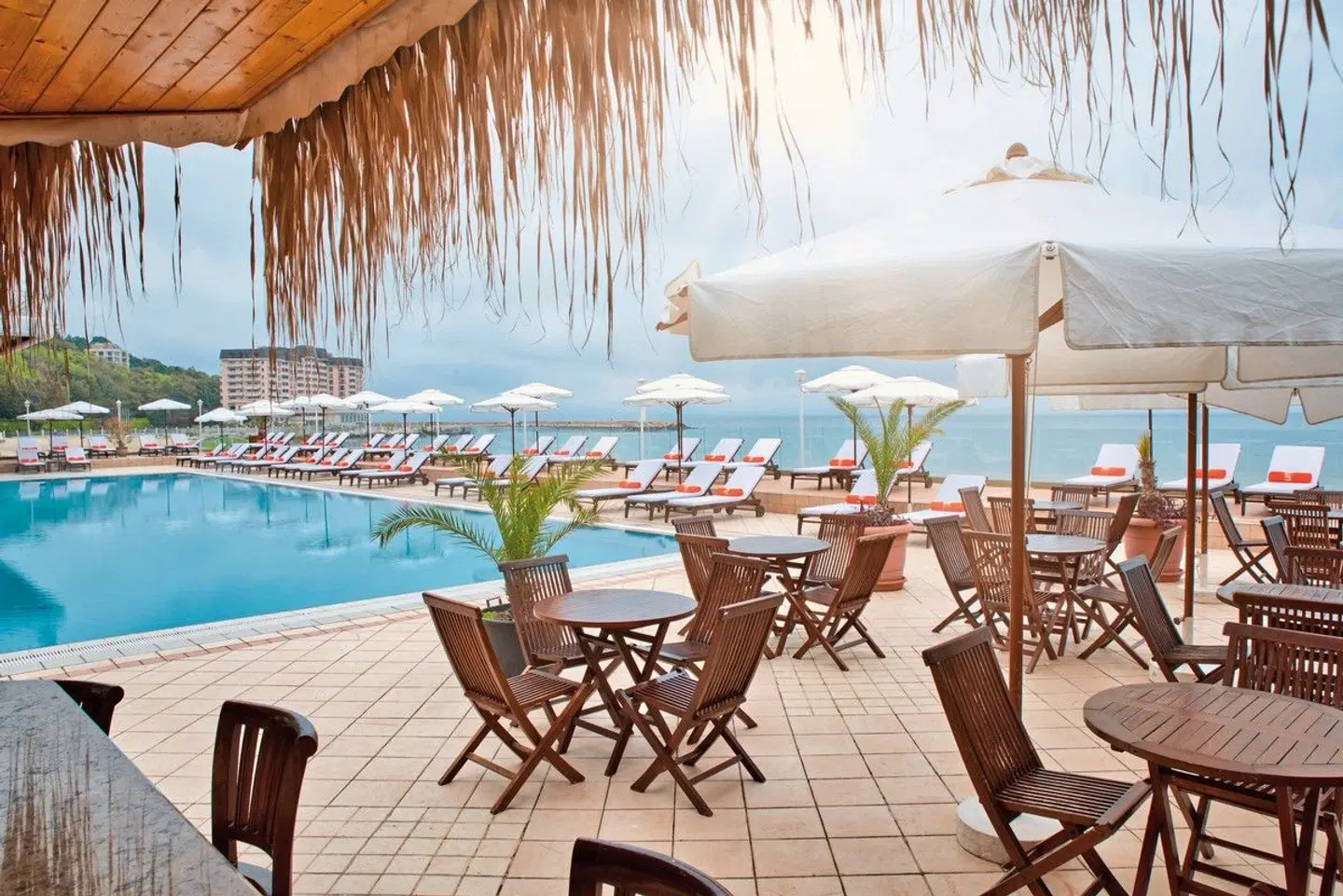 The Palace Hotel TERRACE
