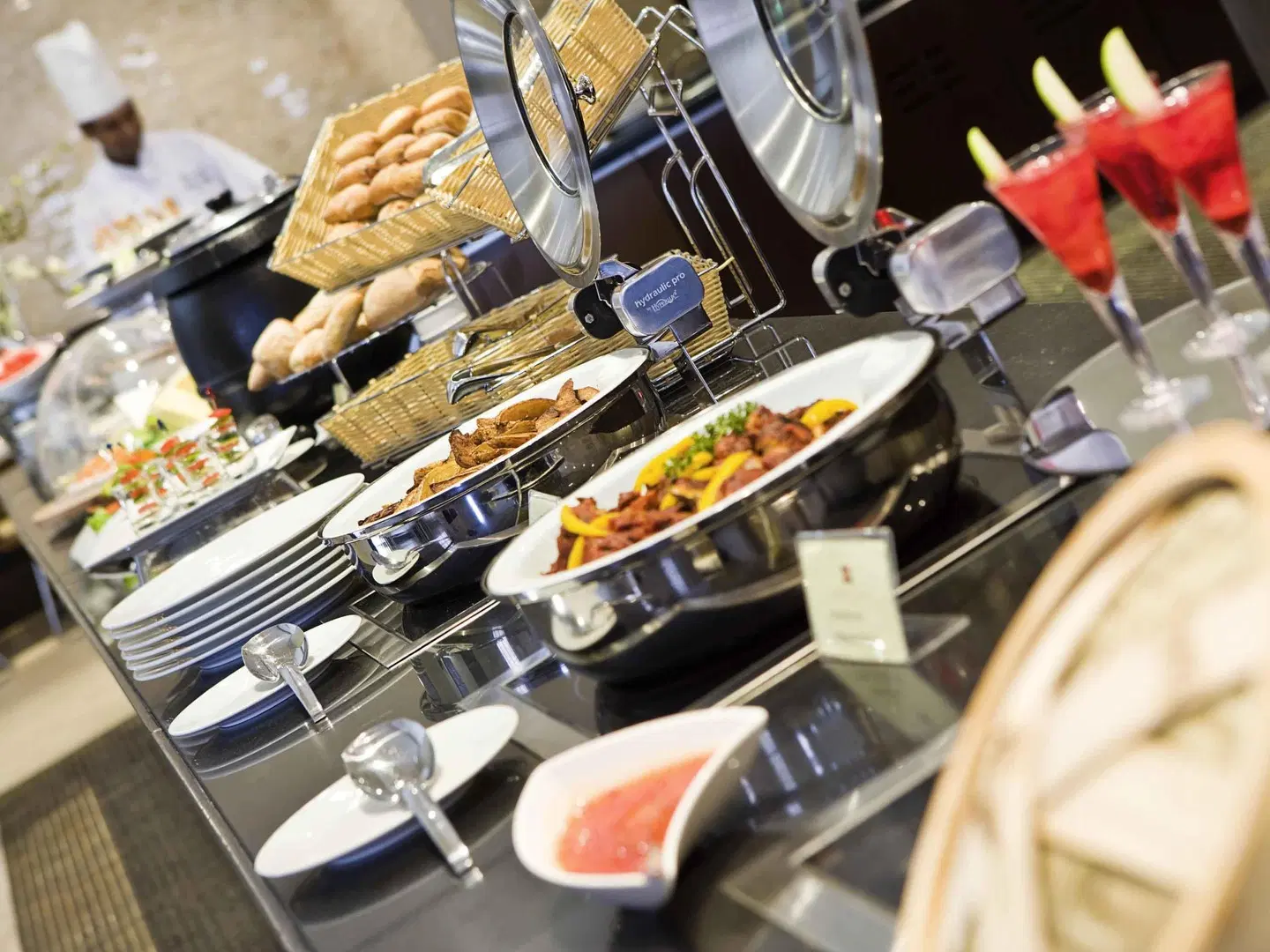 Mercure Gold Hotel Al Mina Road Dubai Restaurant