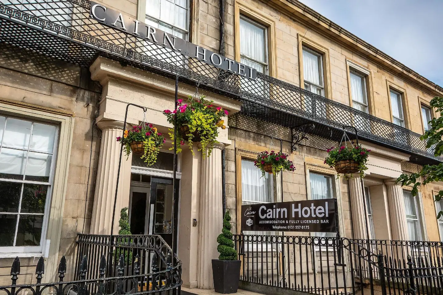 Cairn Hotel Edinburgh EXTERIOR