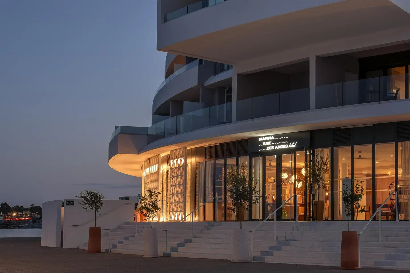Marina Baie des Anges Hotel, Curio Collection by Hilton EXTERIOR