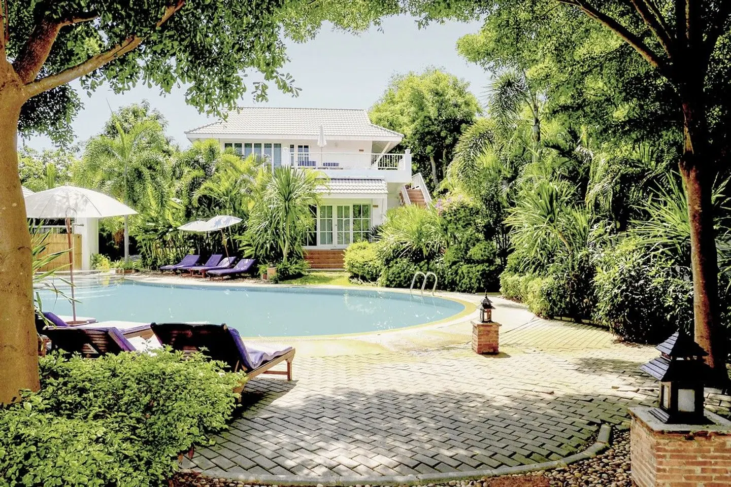 Baan Laksasubha Resort OUTDOOR_POOL