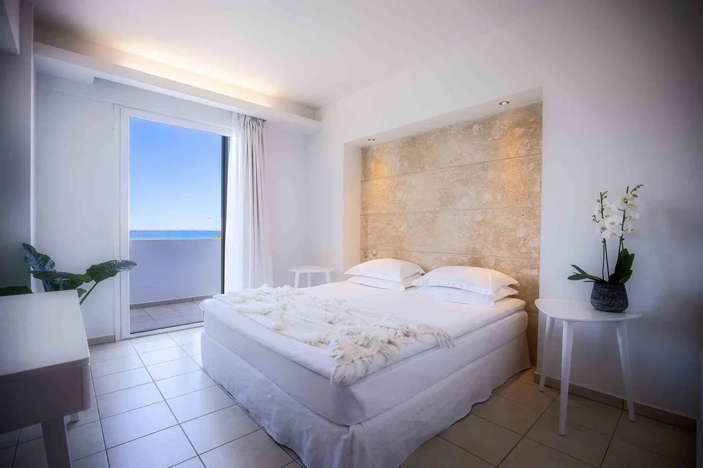 Akrogiali Beach Hotel Apts. ROOM_EXAMPLE