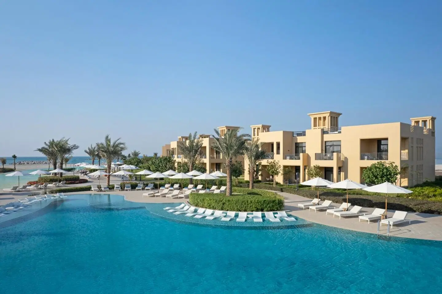 Sofitel Ras Al Khaimah Al Hamra Beach Resort Strand