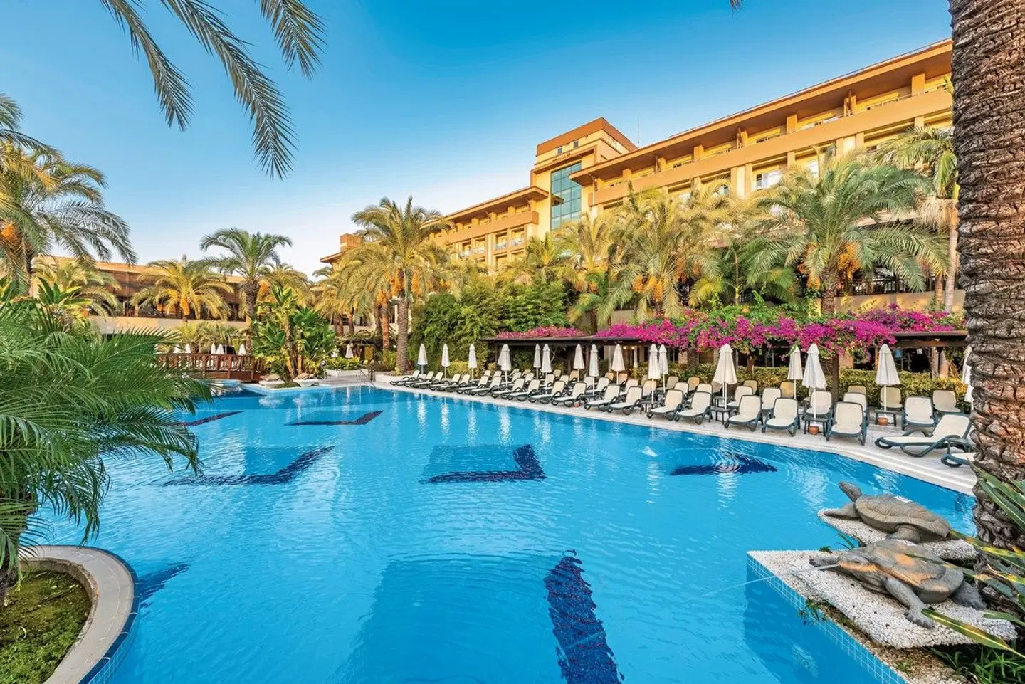 Sunis Hotel Kumköy Beach Resort OUTDOOR_POOL