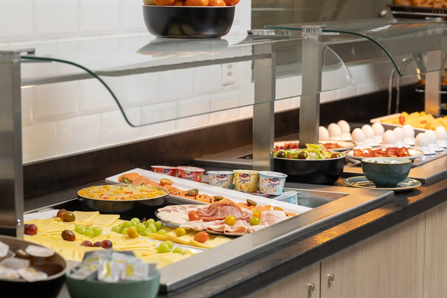 Holiday Inn Express & Suites Sion by IHG Restaurant