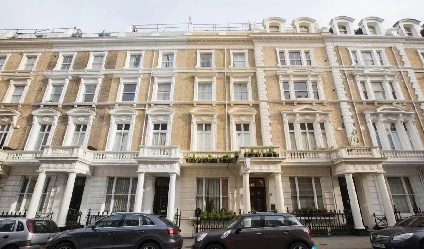 Notting Hill Gate EXTERIOR