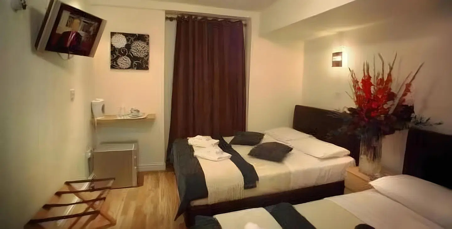 Notting Hill Gate ROOM_EXAMPLE