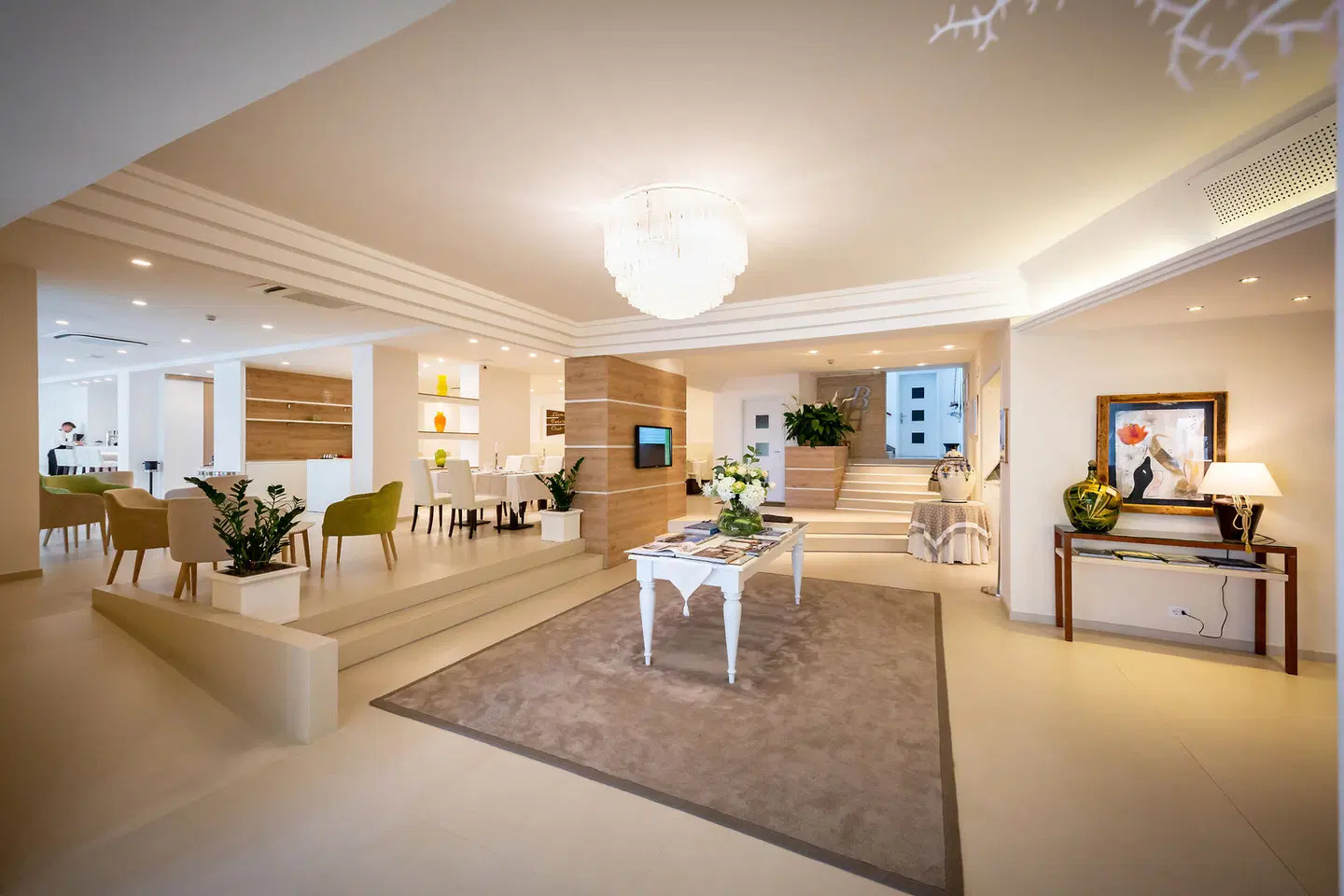 International Beach Hotel Restaurant