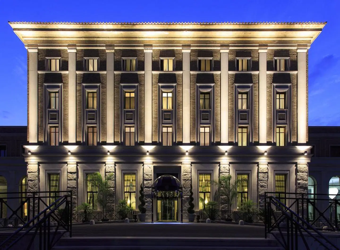 TH Roma - Carpegna Palace Hotel EXTERIOR