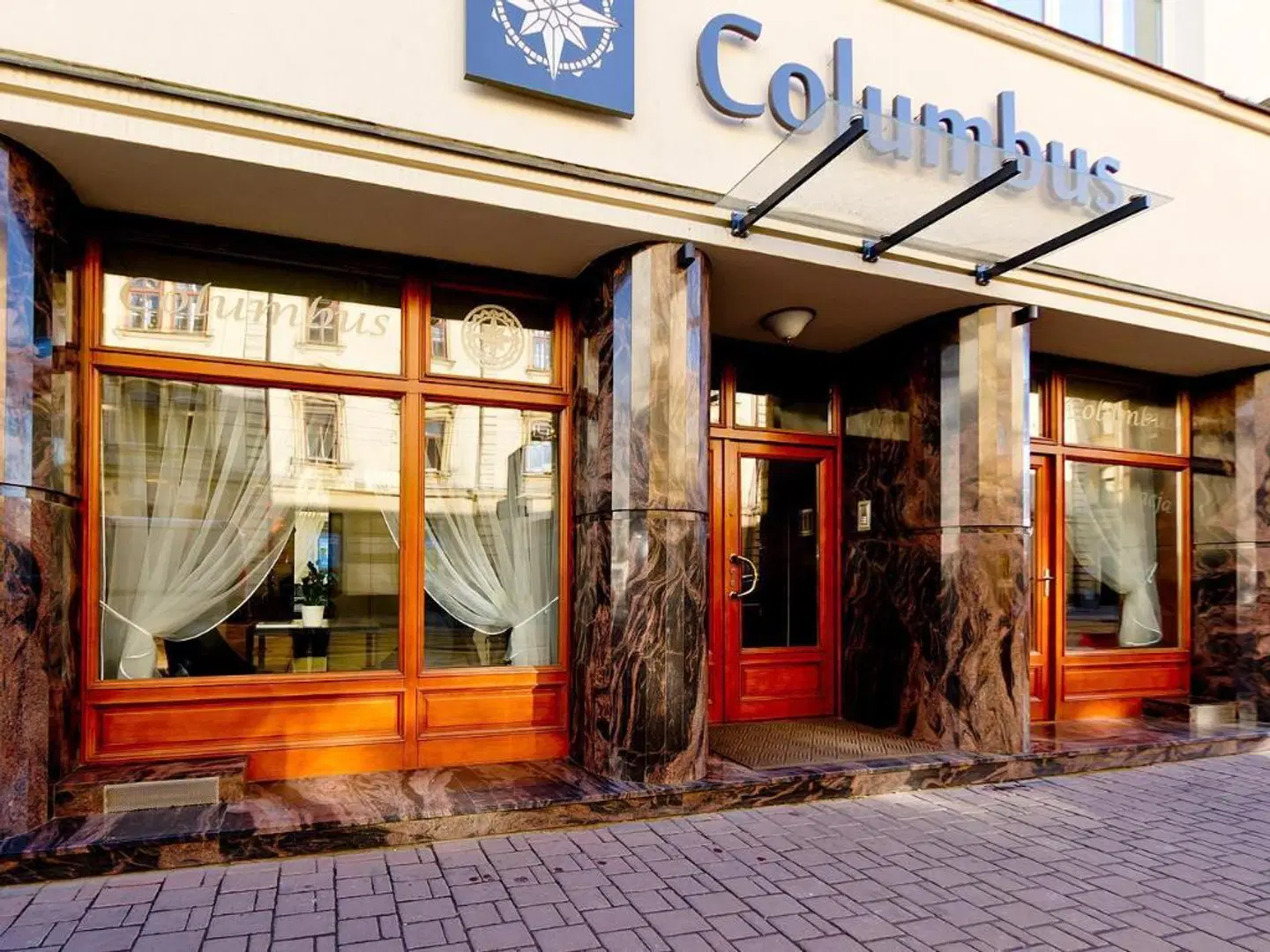 Columbus EXTERIOR