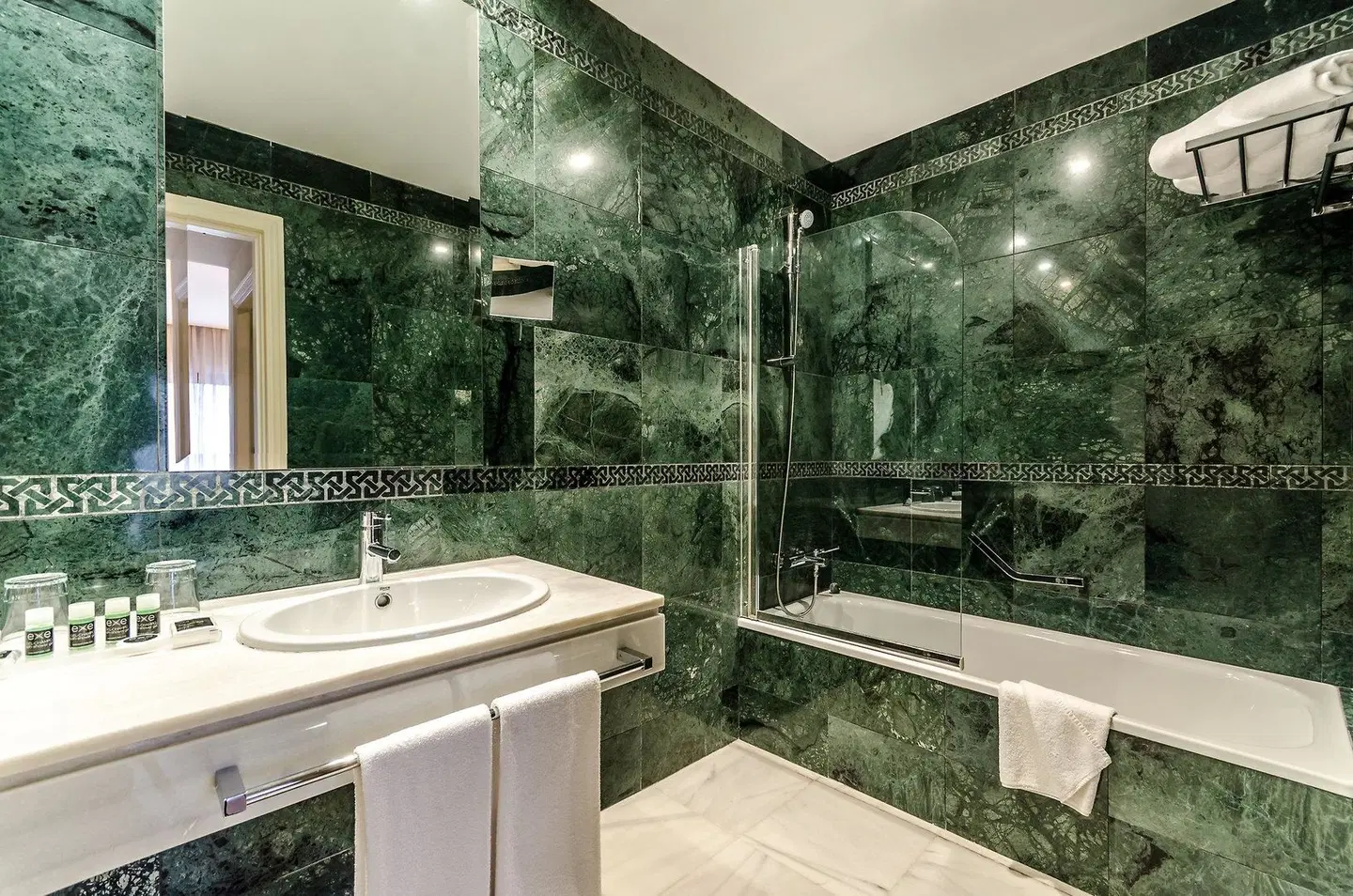 Exe Guadalete Badezimmer
