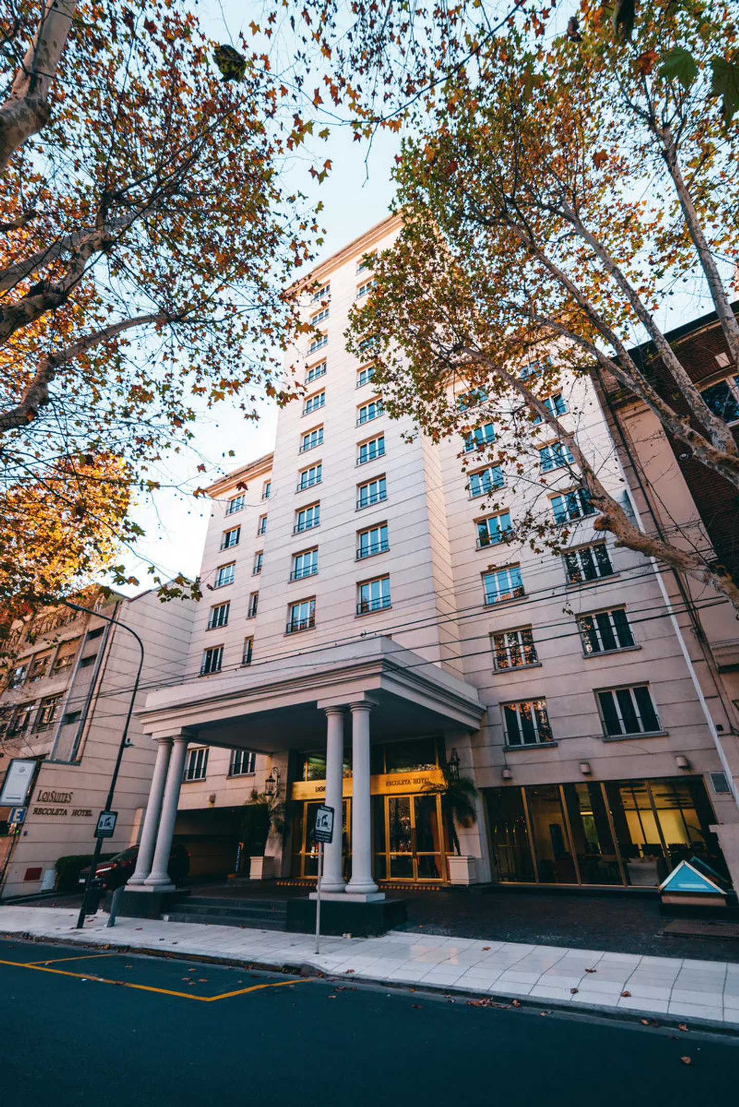 Loi Suites Recoleta EXTERIOR