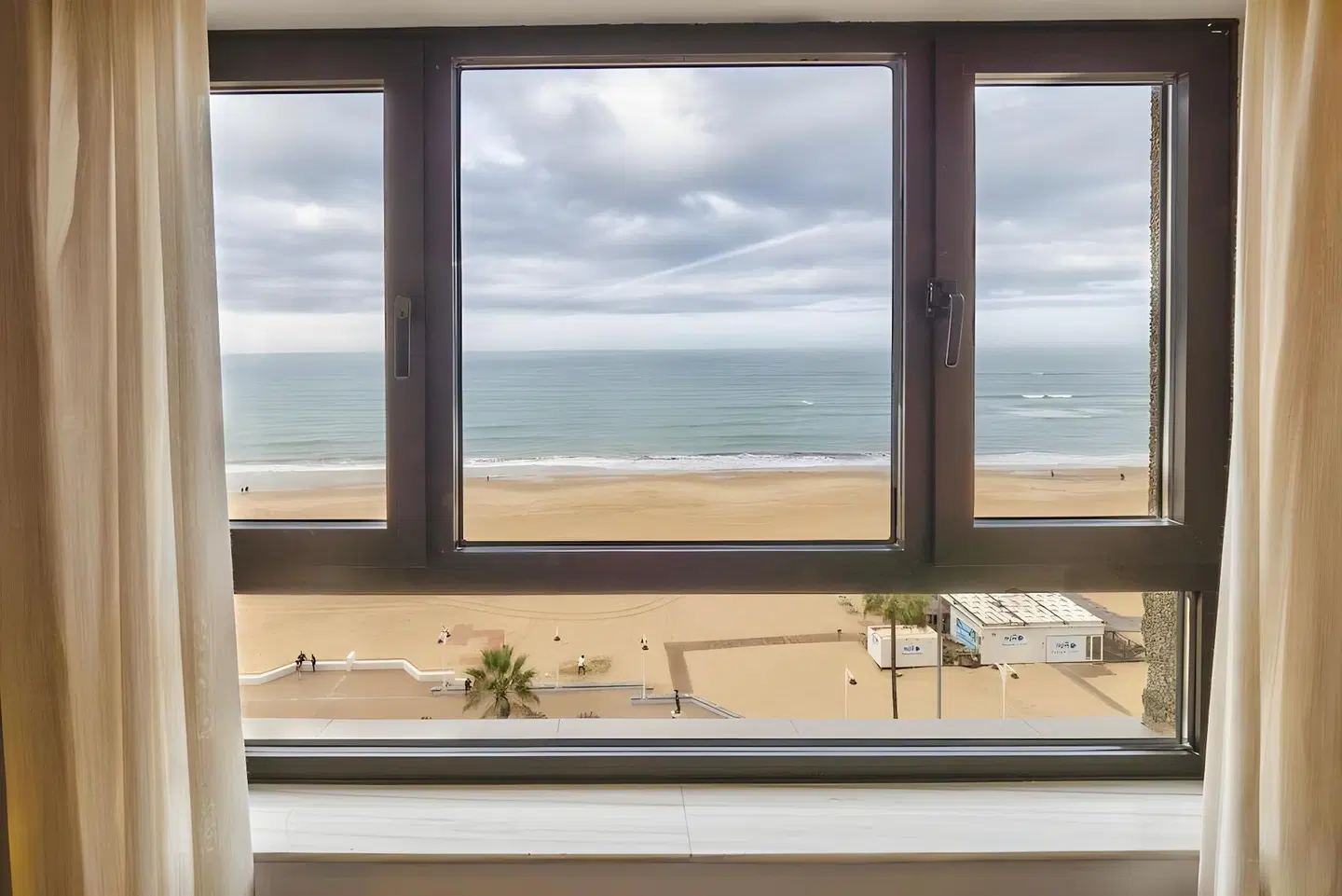 Hotel Cádiz Paseo del Mar Affiliated by Meliá Badezimmer