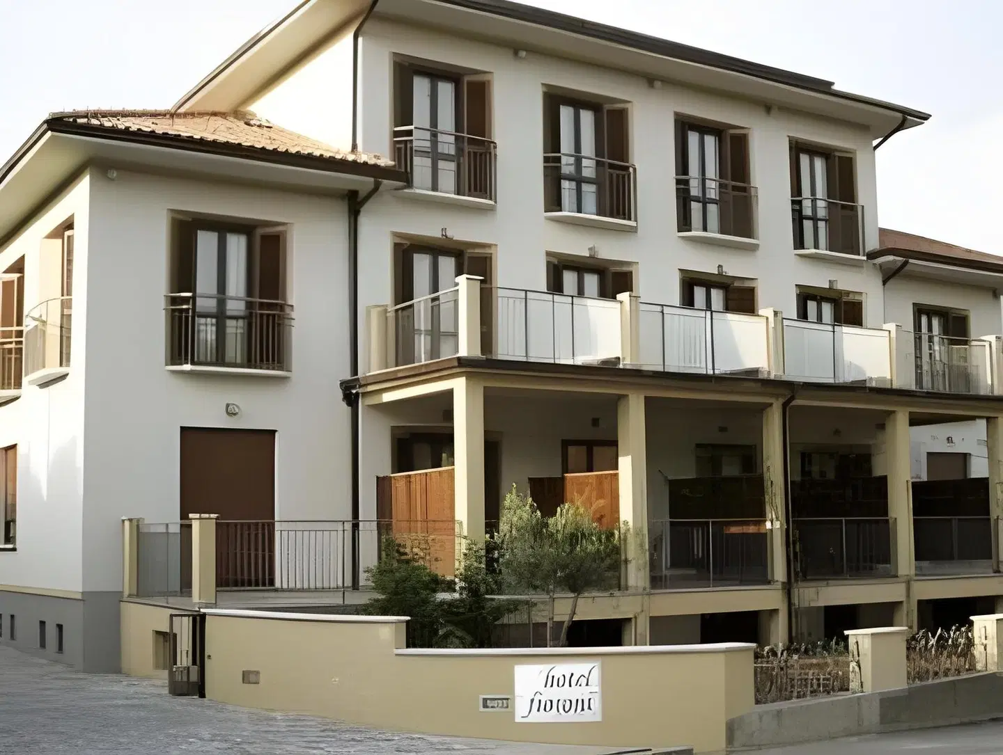Fioroni EXTERIOR