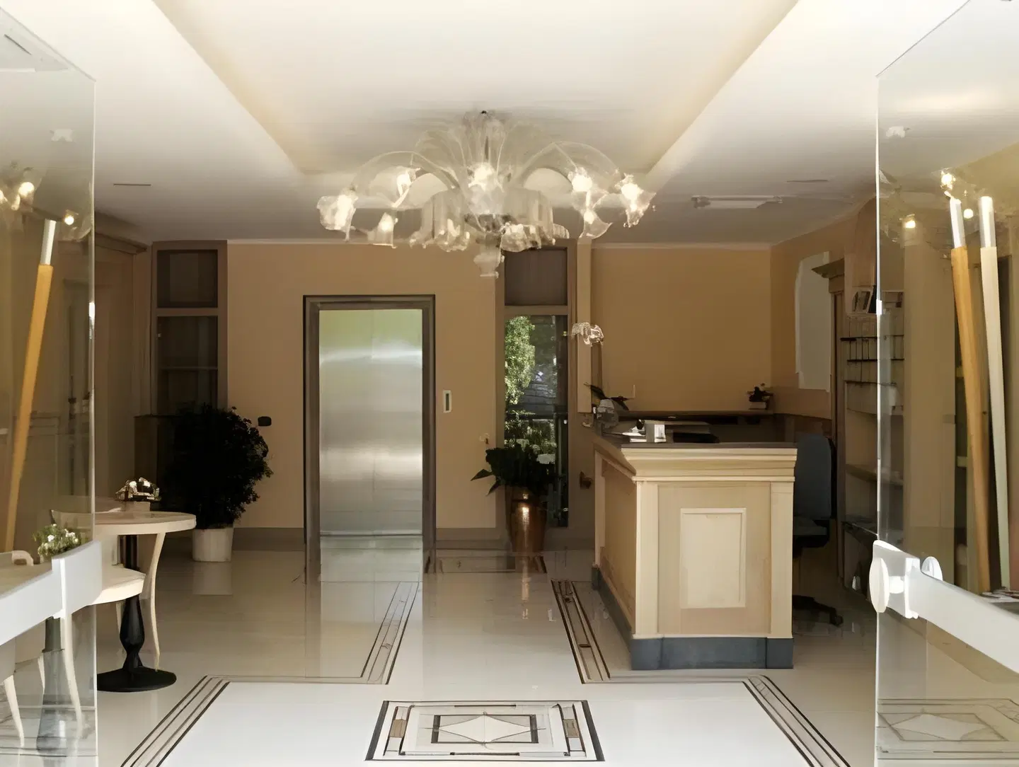 Fioroni LOUNGE_LOBBY