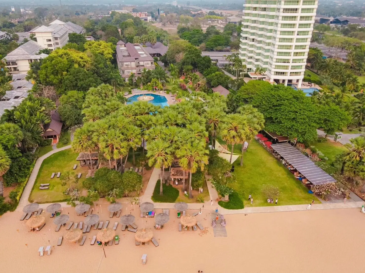 Botany Beach Resort EXTERIOR