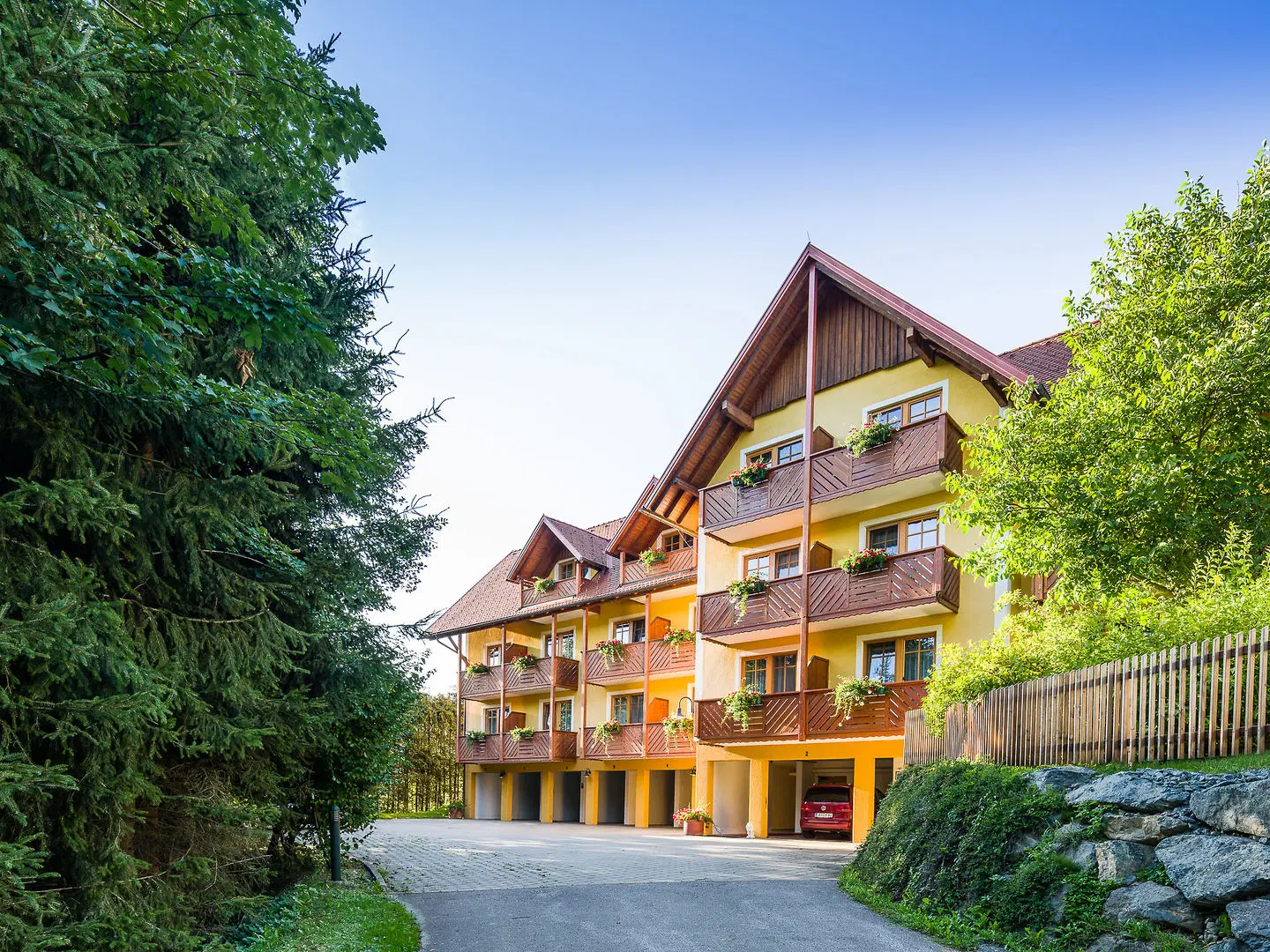 Hotel Schmied EXTERIOR