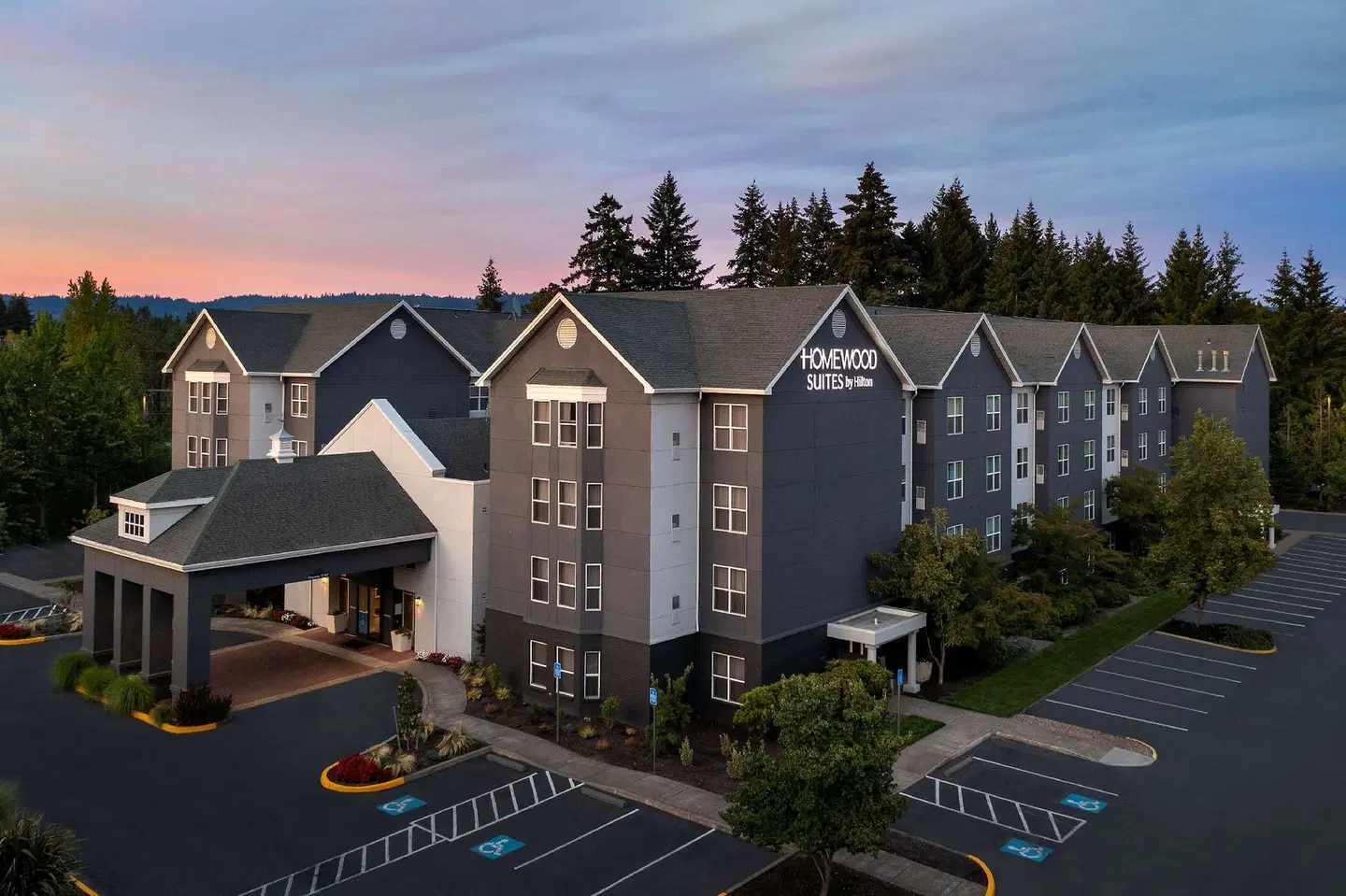 Homewood Suites by Hilton Hillsboro/Beaverton EXTERIOR