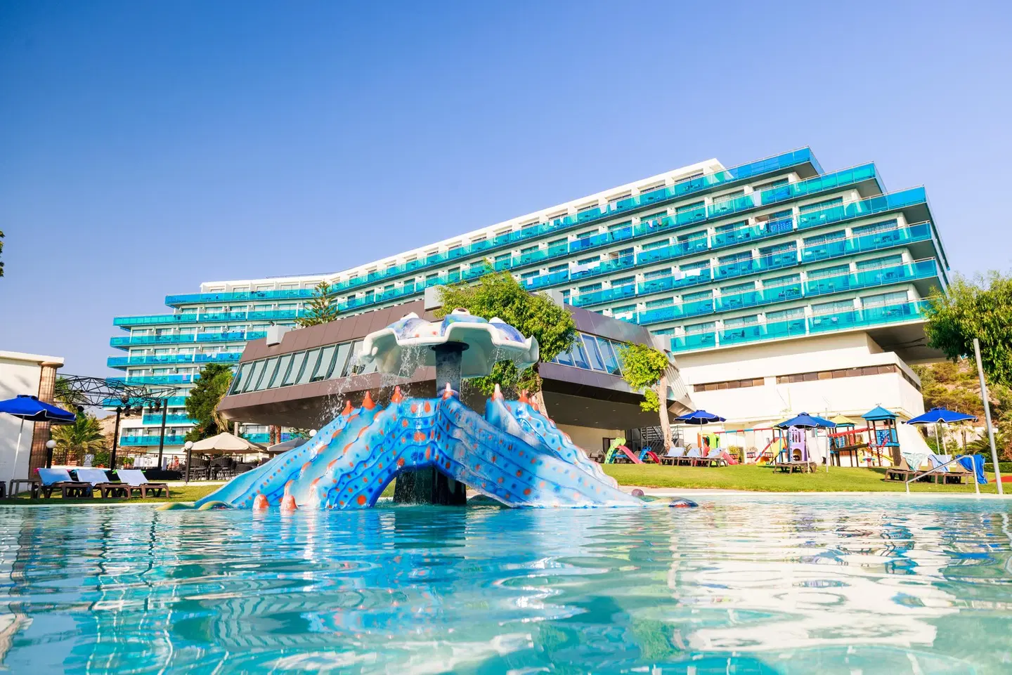 Calypso Beach EXTERIOR
