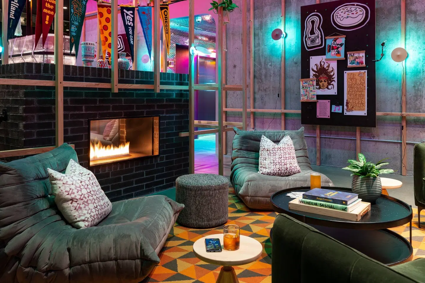 Moxy Portland Downtown LOUNGE_LOBBY