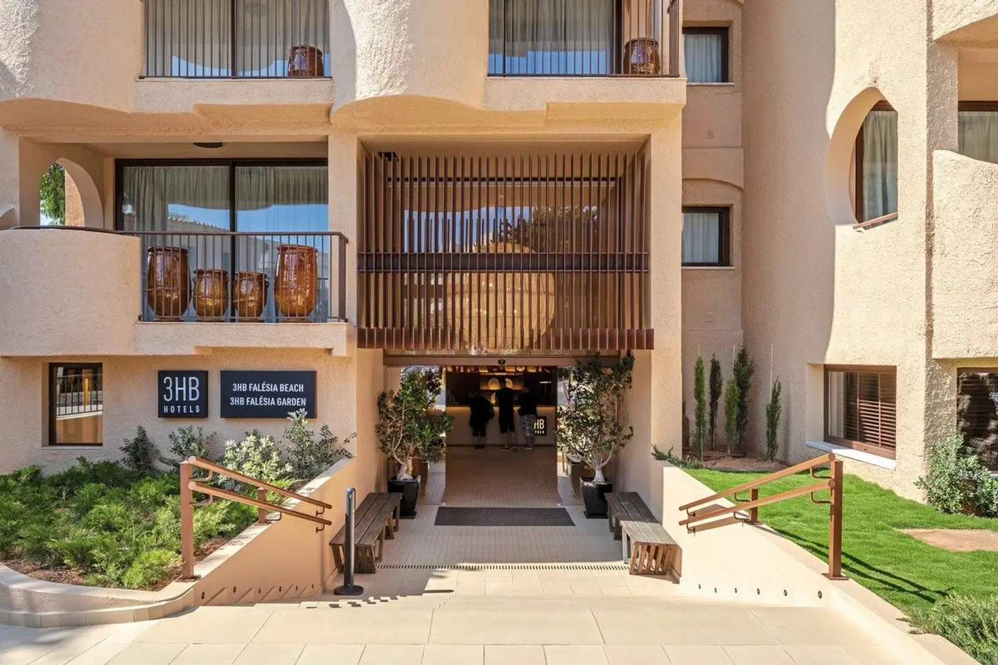 3HB Falésia Beach EXTERIOR