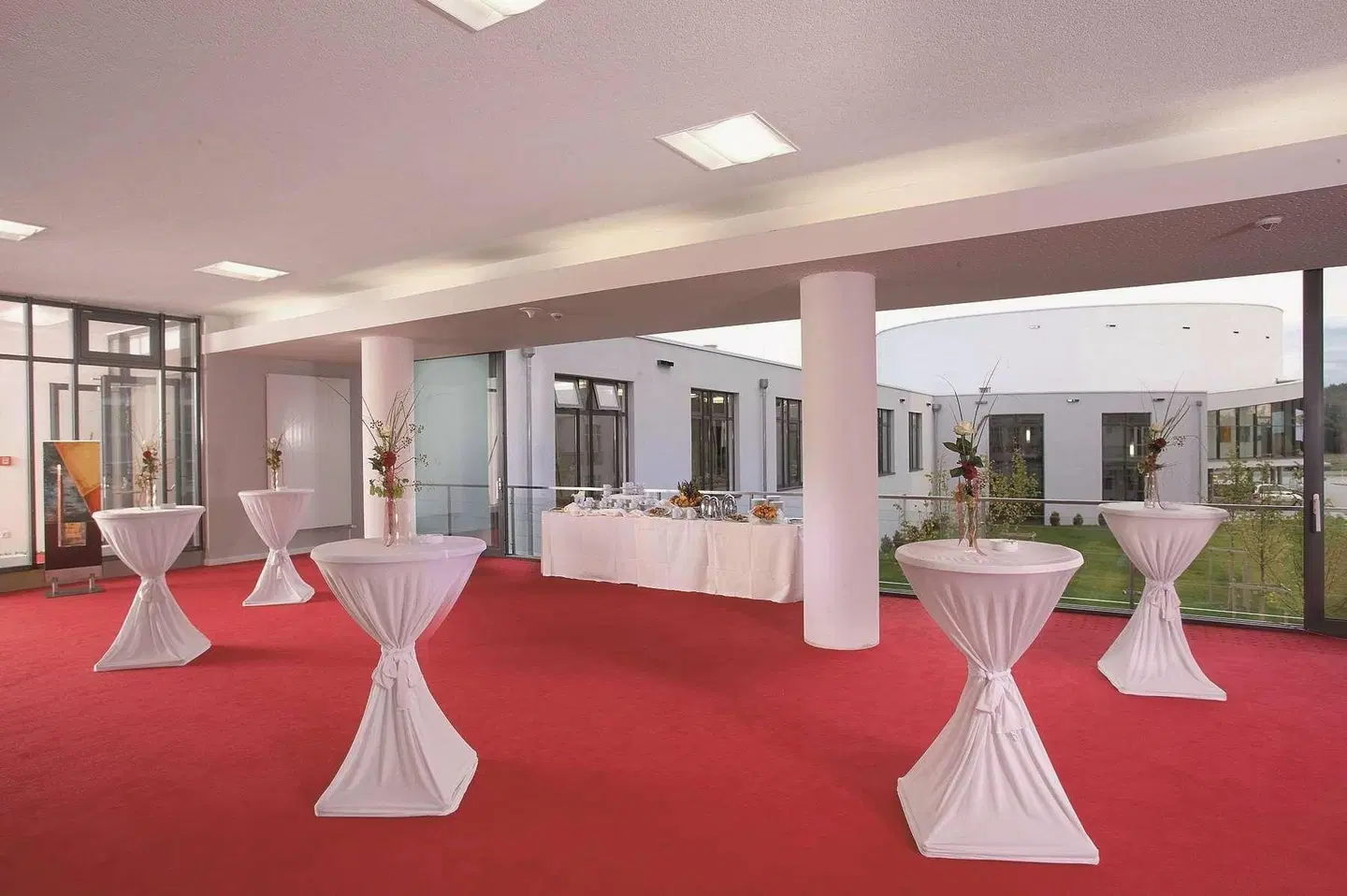 The Monarch Hotel LOUNGE_LOBBY