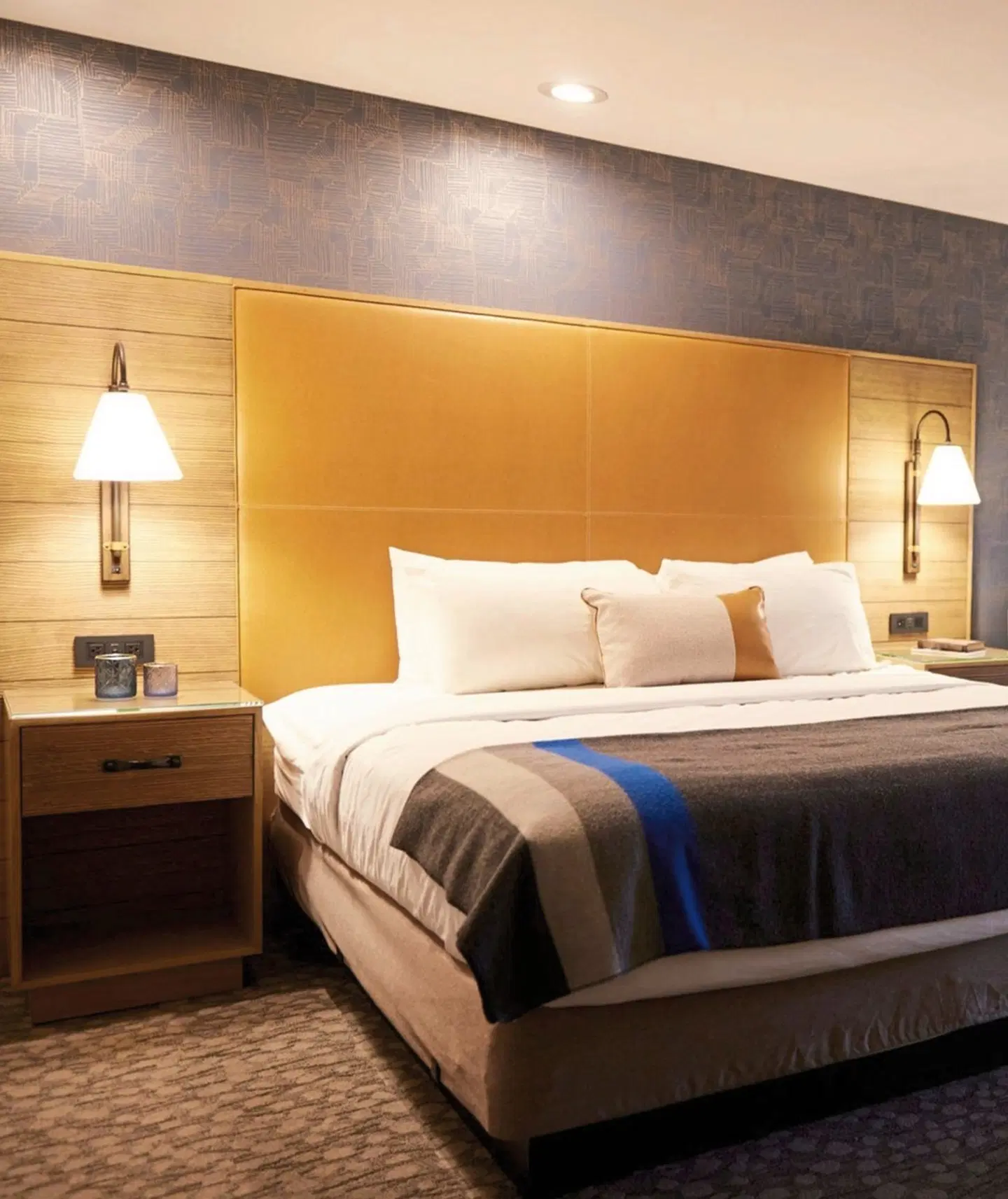 Riverhouse Lodge ROOM_EXAMPLE