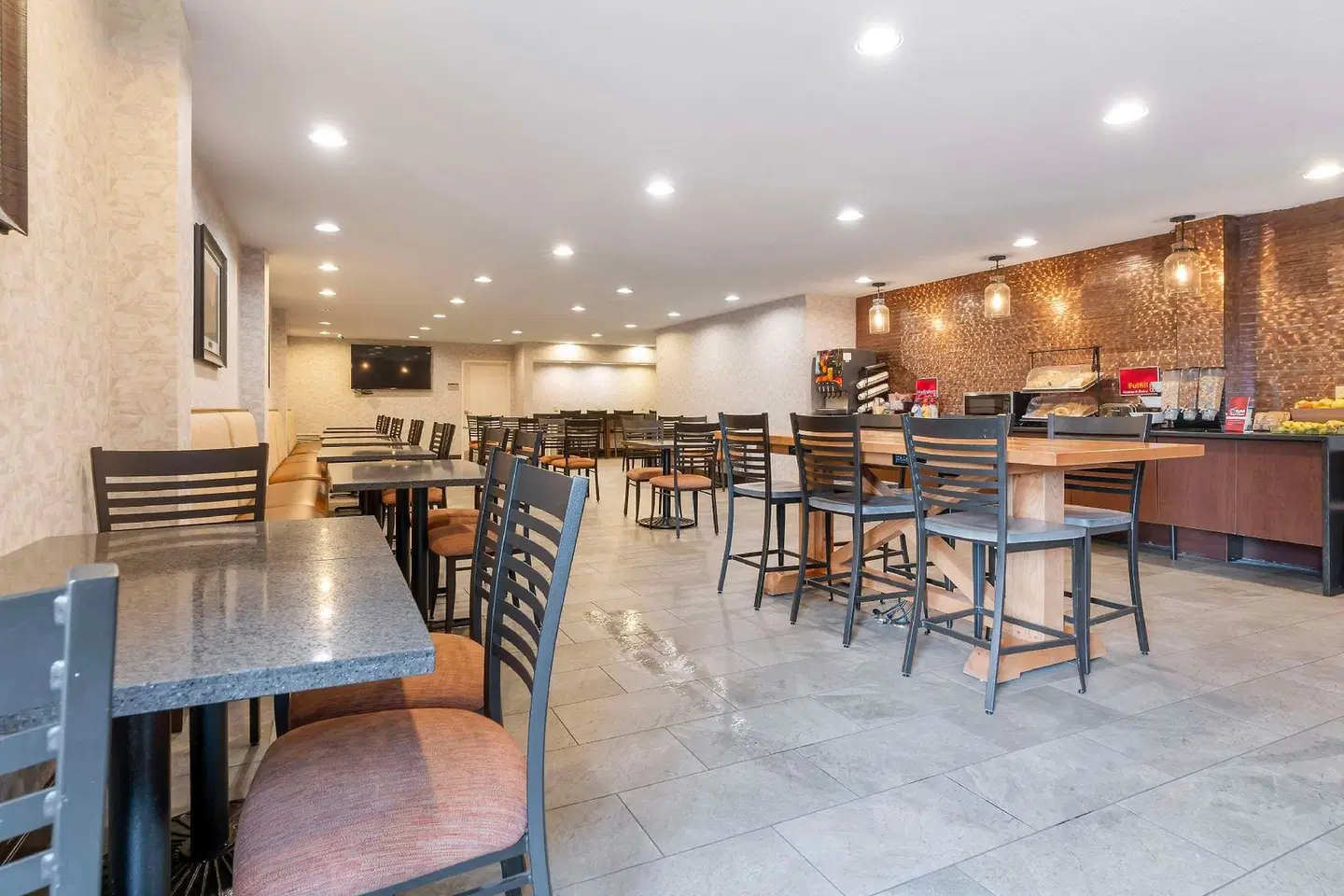 Best Western Plus Bend North Bar