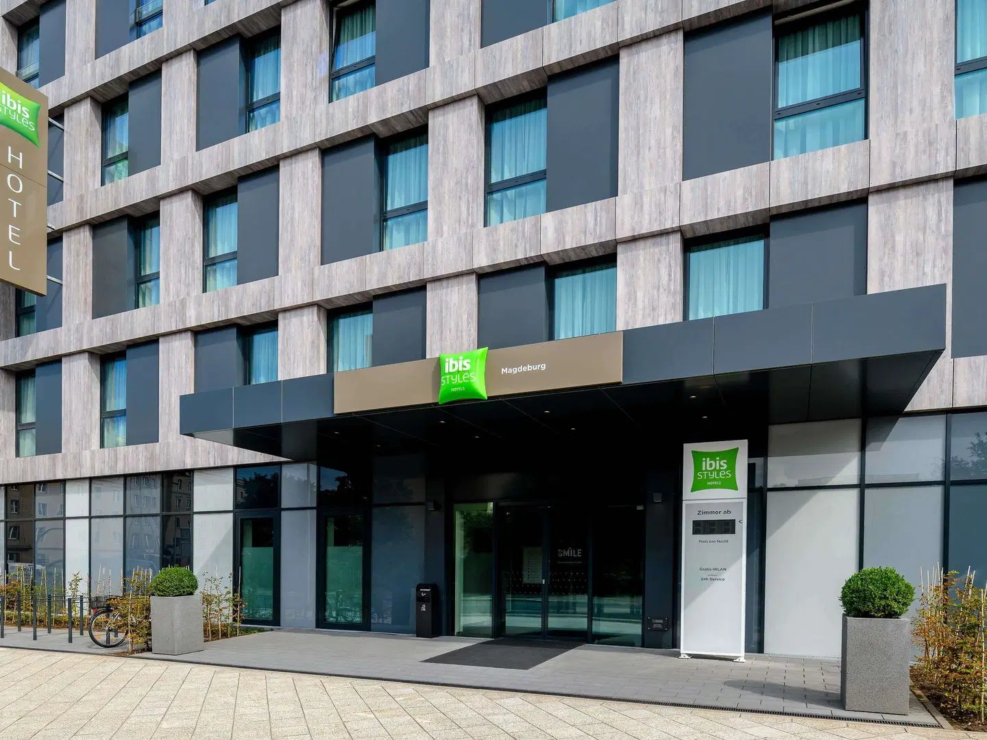 ibis Styles Magdeburg EXTERIOR