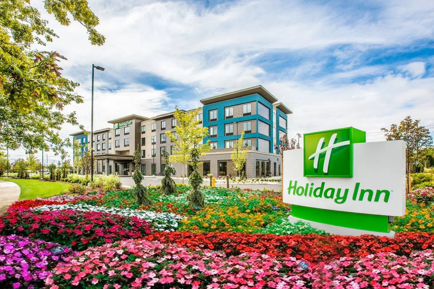 Holiday Inn Hillsboro by IHG EXTERIOR