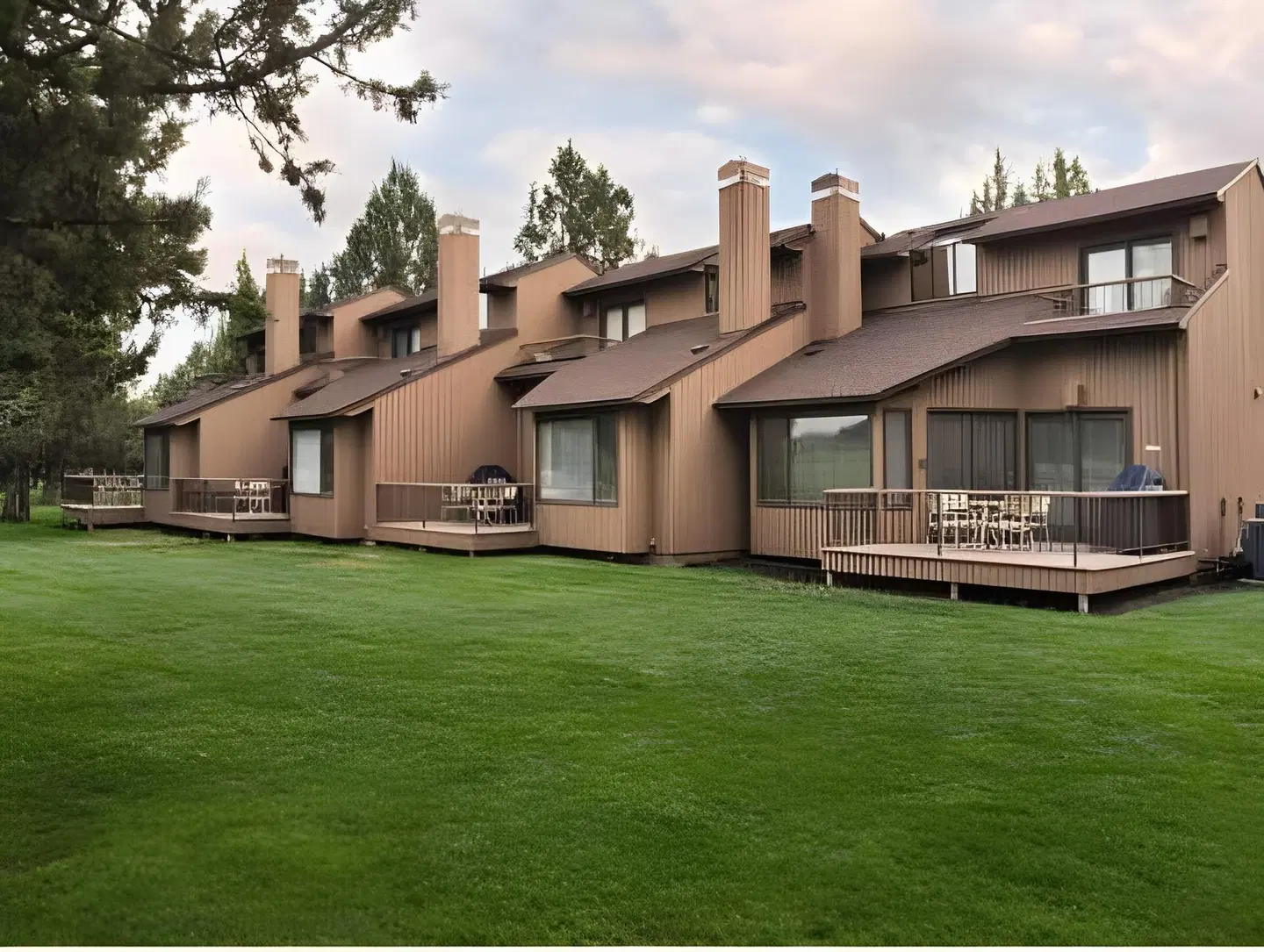 WorldMark Eagle Crest EXTERIOR