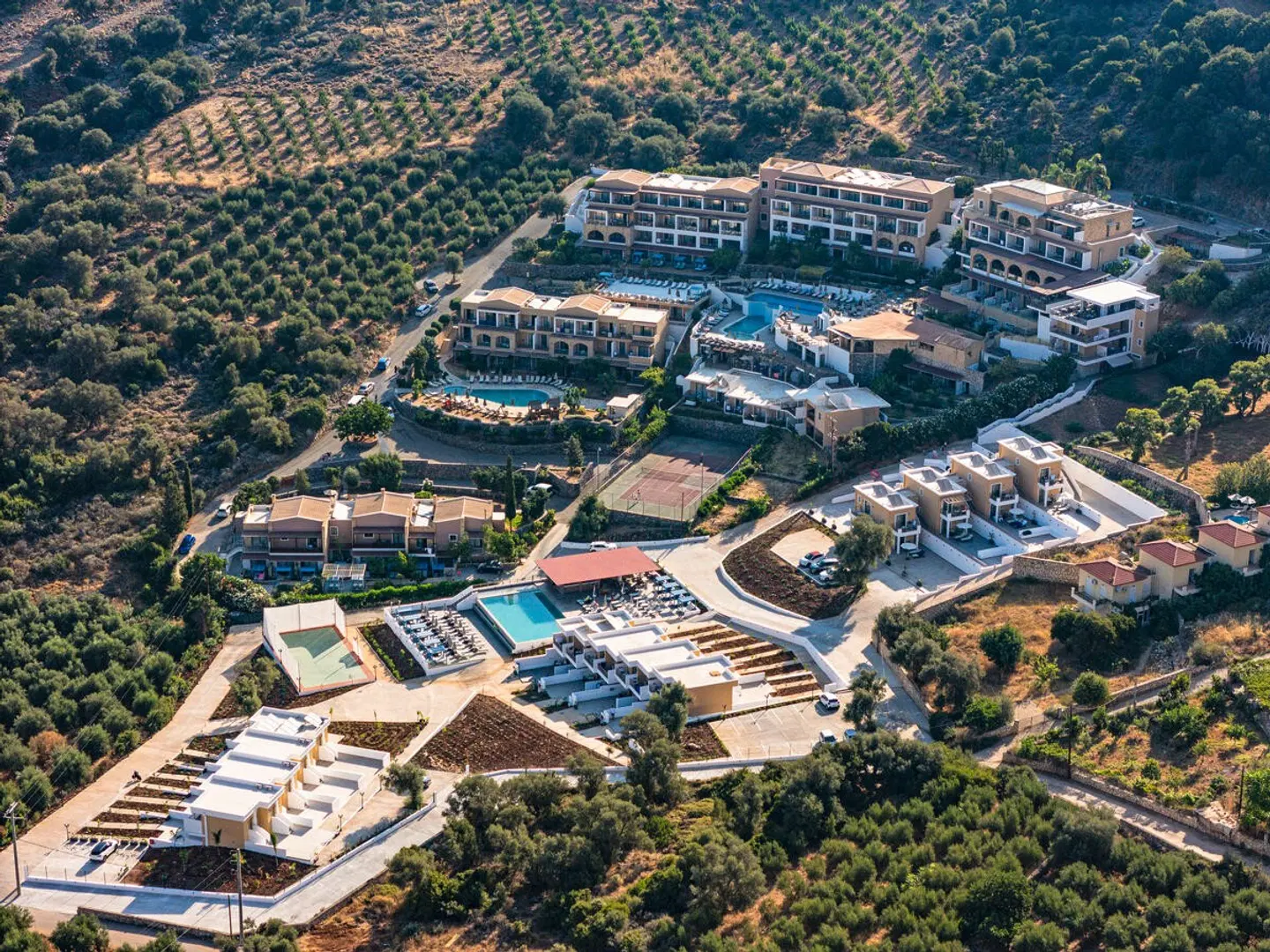 Filion Suites Resort & Spa EXTERIOR
