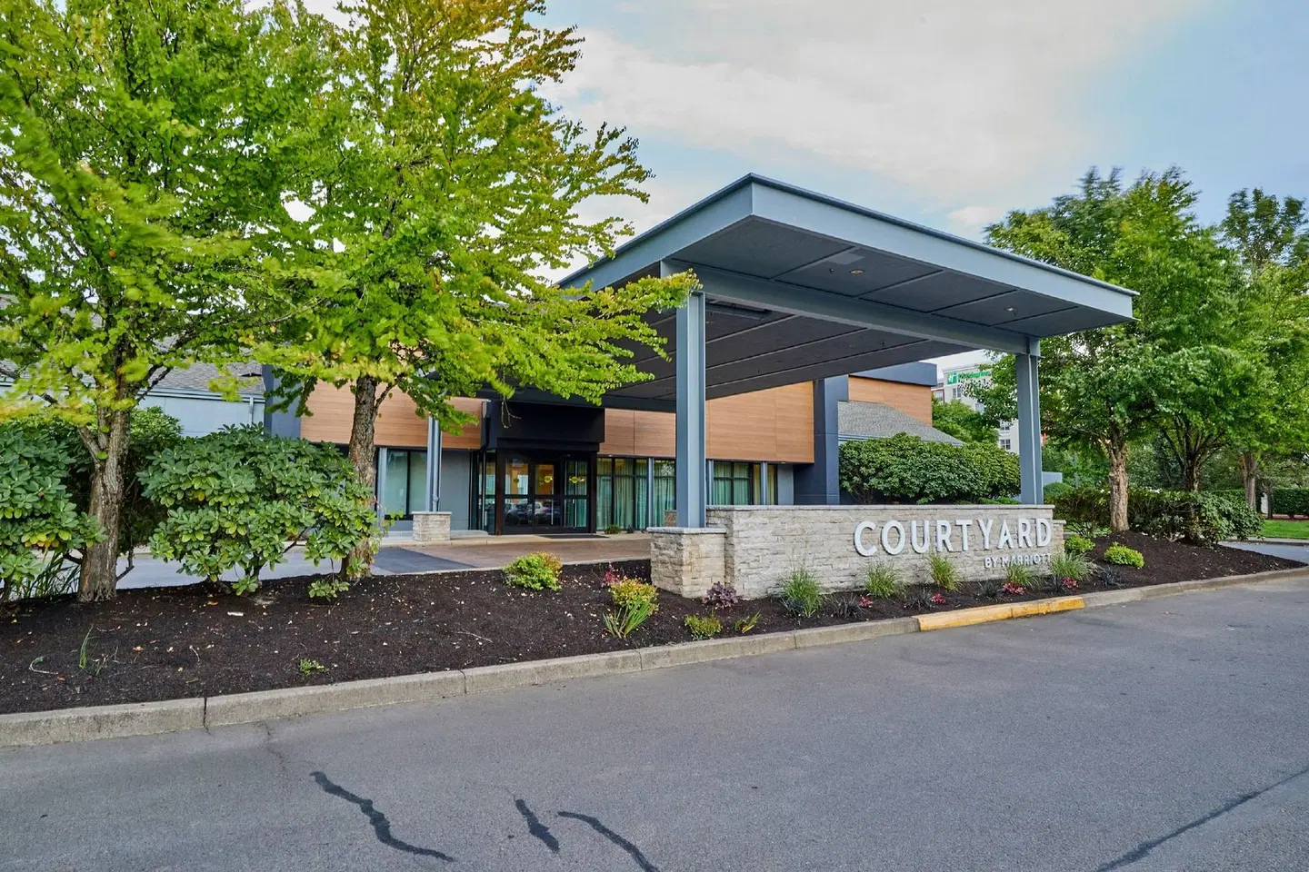 Courtyard by Marriott Eugene Springfield EXTERIOR