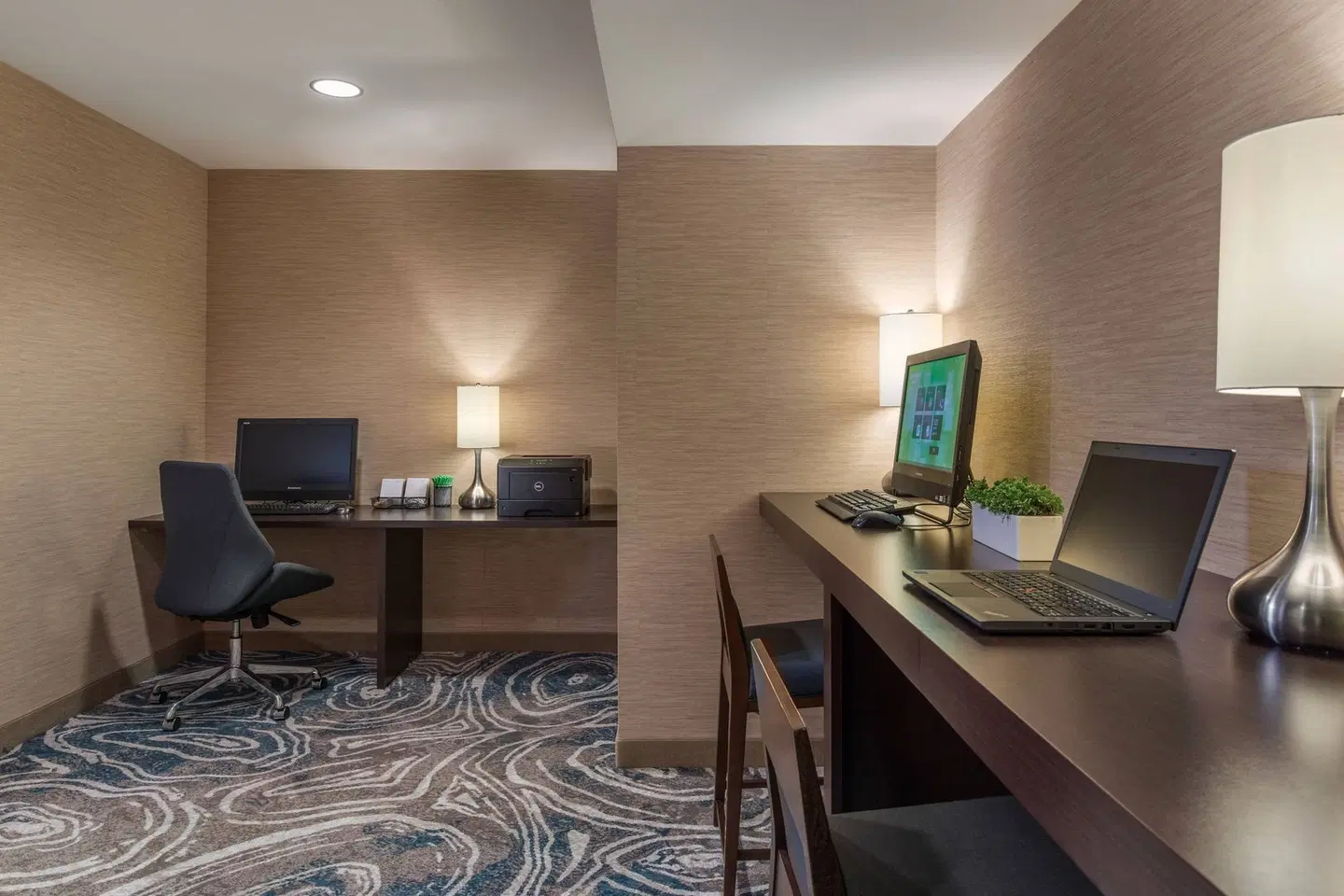 Courtyard by Marriott Portland City Center ROOM_EXAMPLE