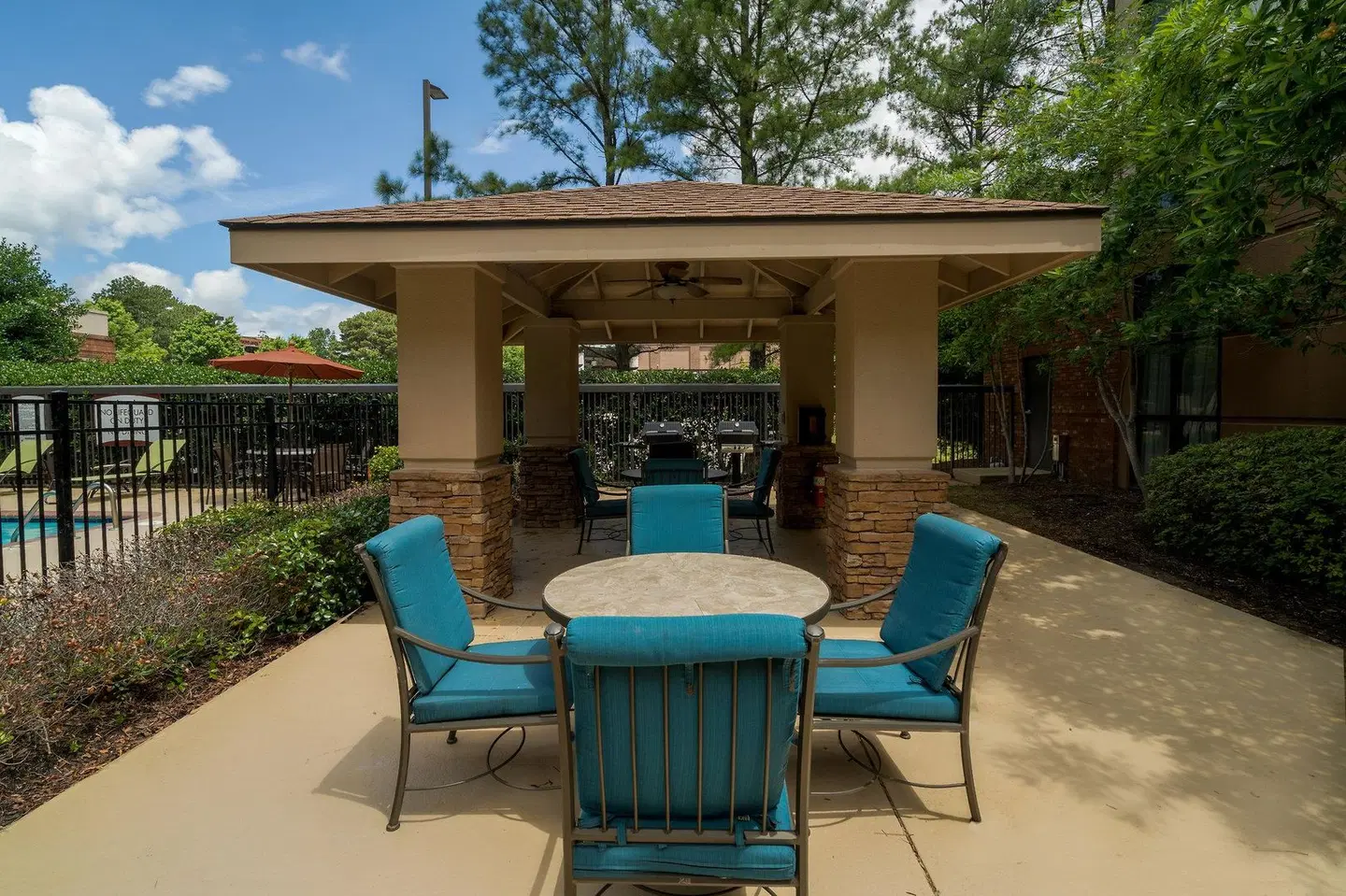 Staybridge Suites Memphis - Poplar Avenue East by IHG Terrasse